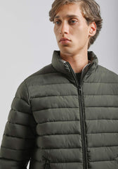 Giubbotto imbottito con collo lupetto|Colore:Militare