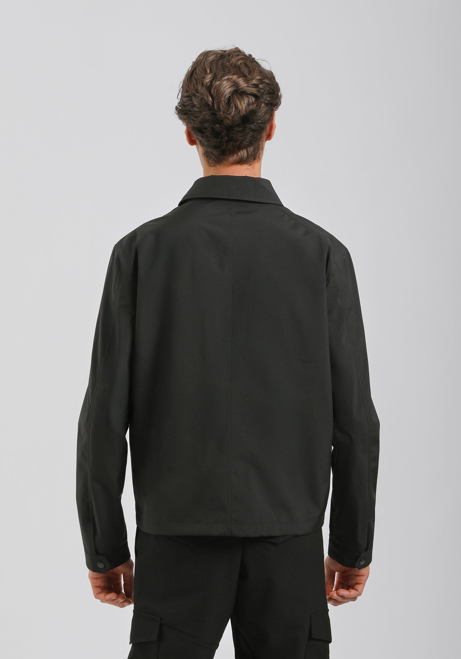 GIUBBOTTO COLLO CAMICIA IN TESSUTO TECNICO|Colore:Nero