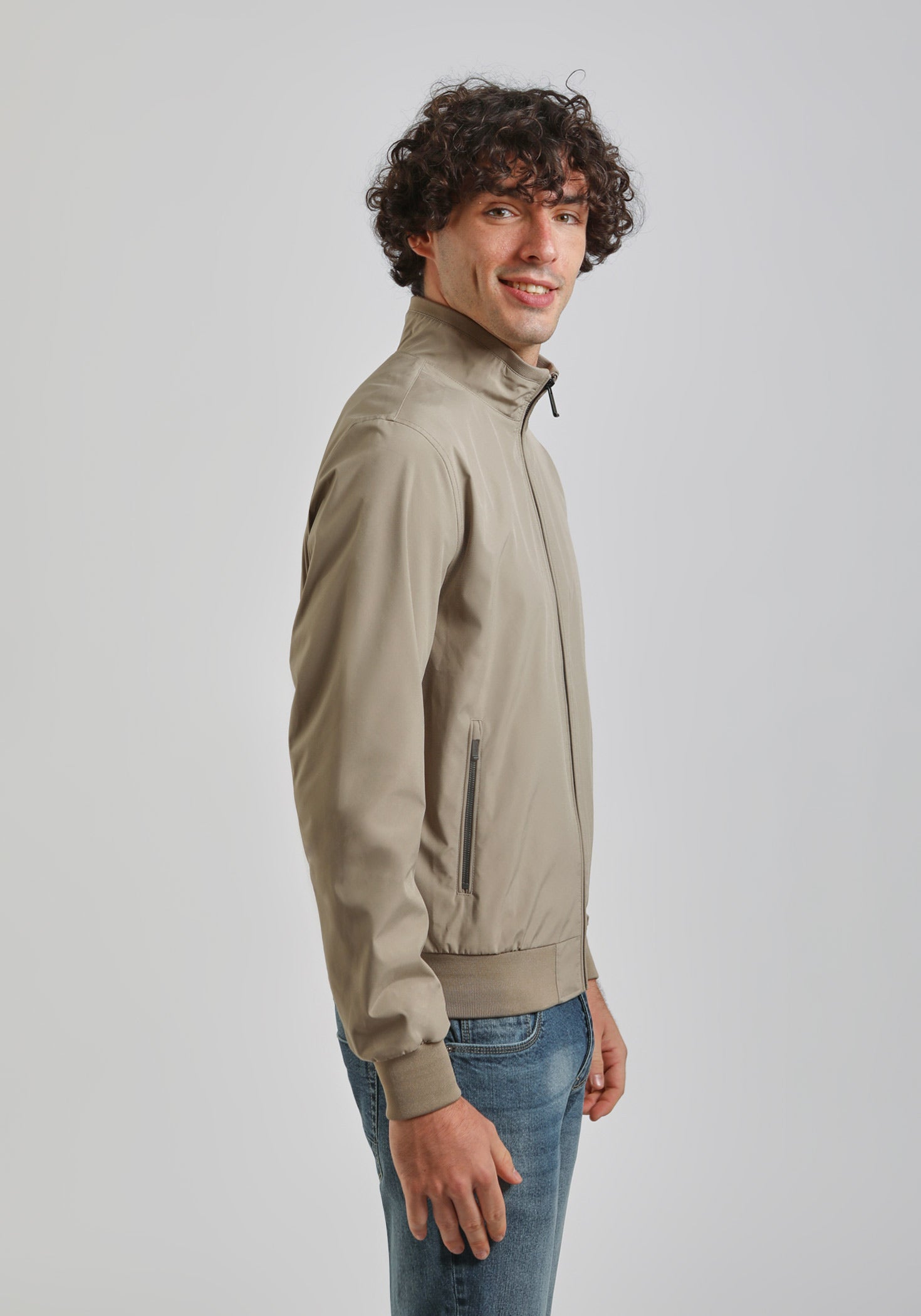 Giubbotto bomber in tessuto tecnico|Colore:Sabbia