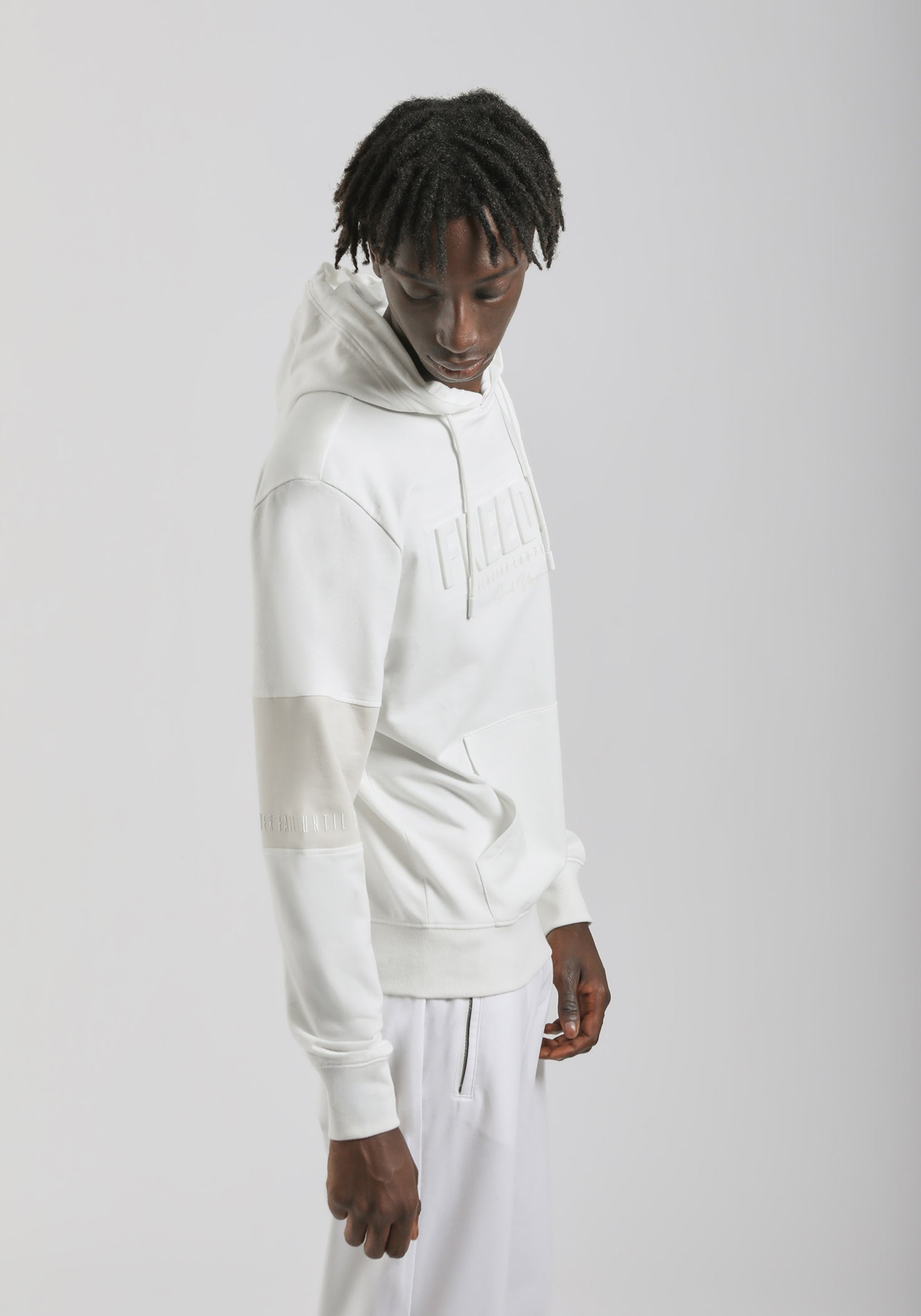 Felpa con cappuccio con stampa a rilievo|Colore:Off white