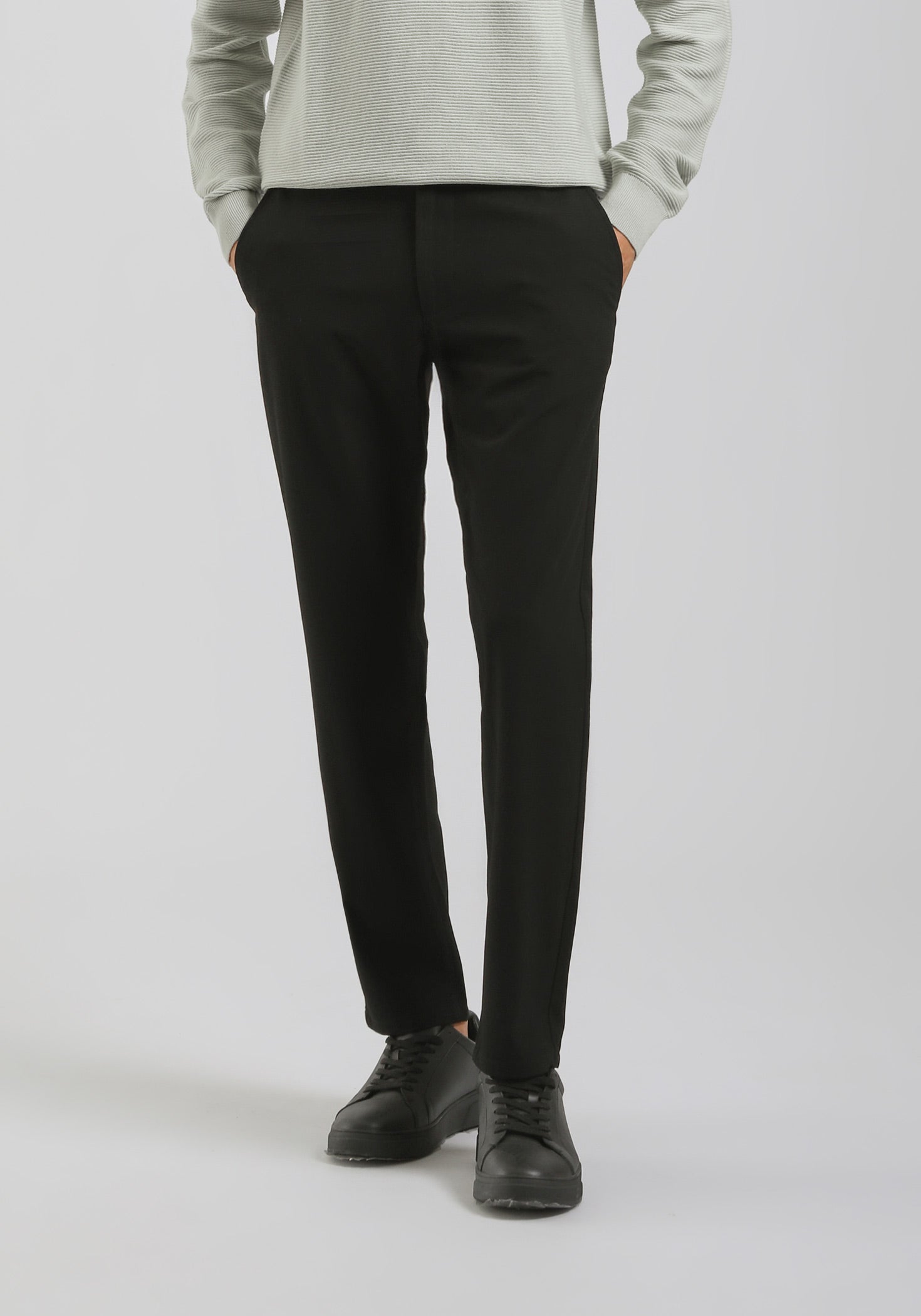 Pantaloni chino misto viscosa|Colore:Nero