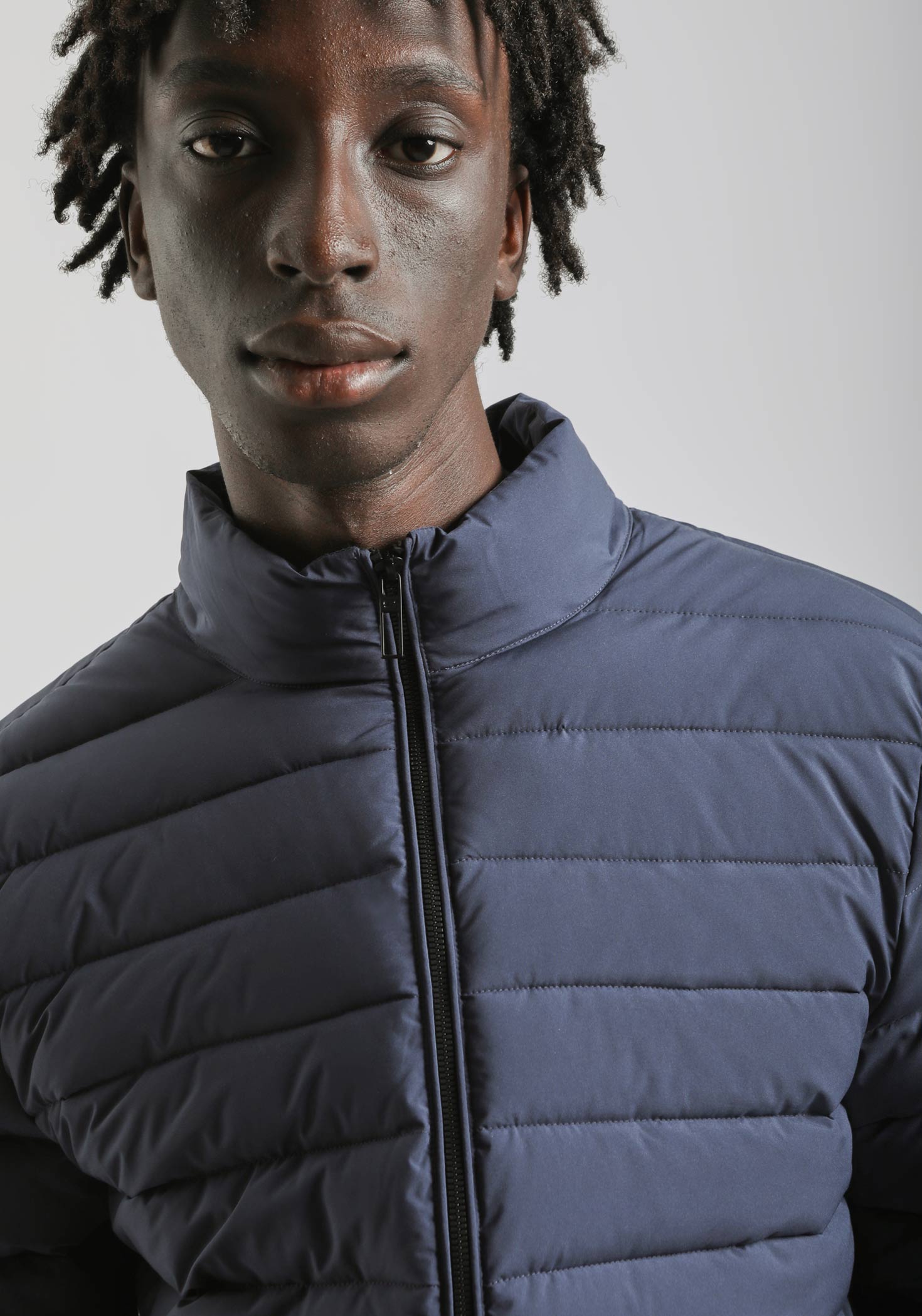 Giubbotto imbottito con collo lupetto|Colore:Indaco