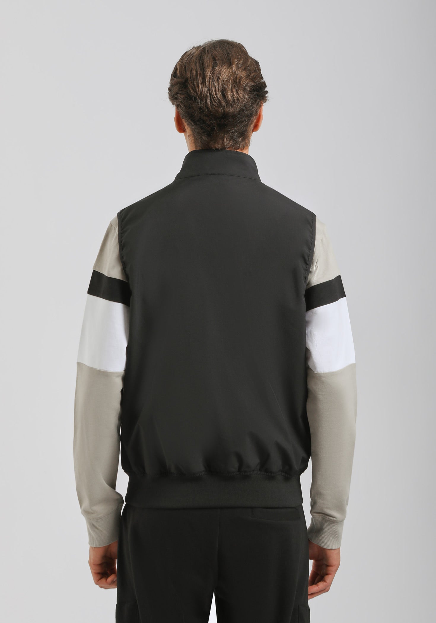 Smanicato in tessuto tecnico|Colore:Nero