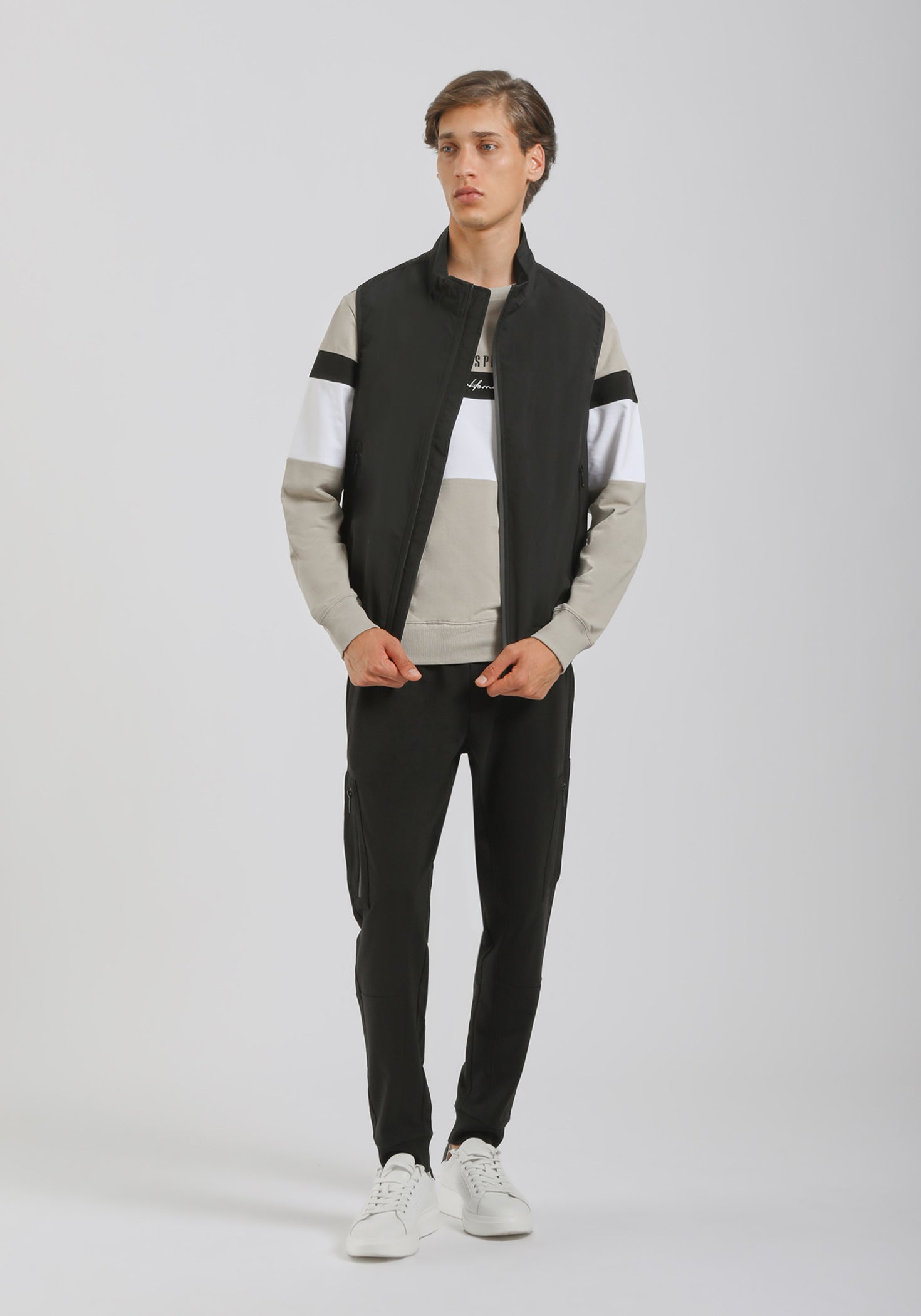 Smanicato in tessuto tecnico|Colore:Nero