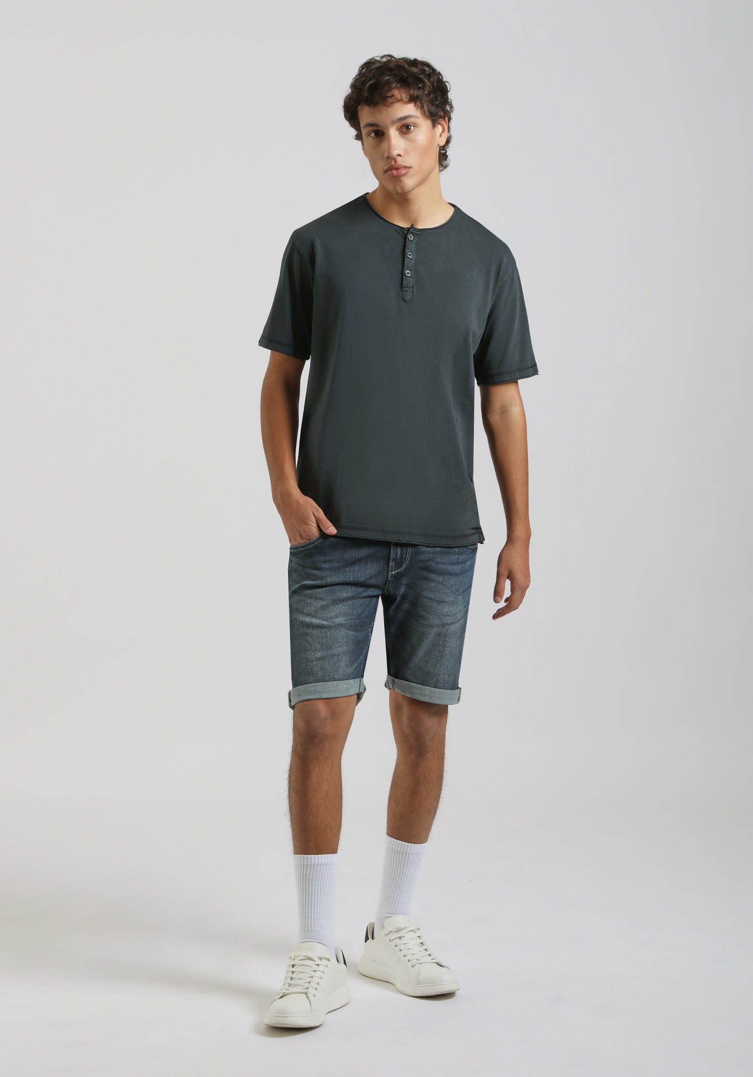 T-shirt collo serafino|Colore:Blue