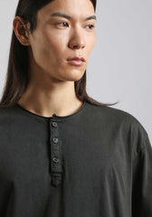 T-shirt collo serafino|Colore:Nero