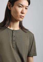 T-shirt collo serafino|Colore:Verde bosco