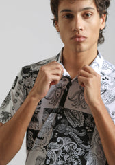 Camicia mezza manica in tessuto elastico con fantasia|Colore:Nero