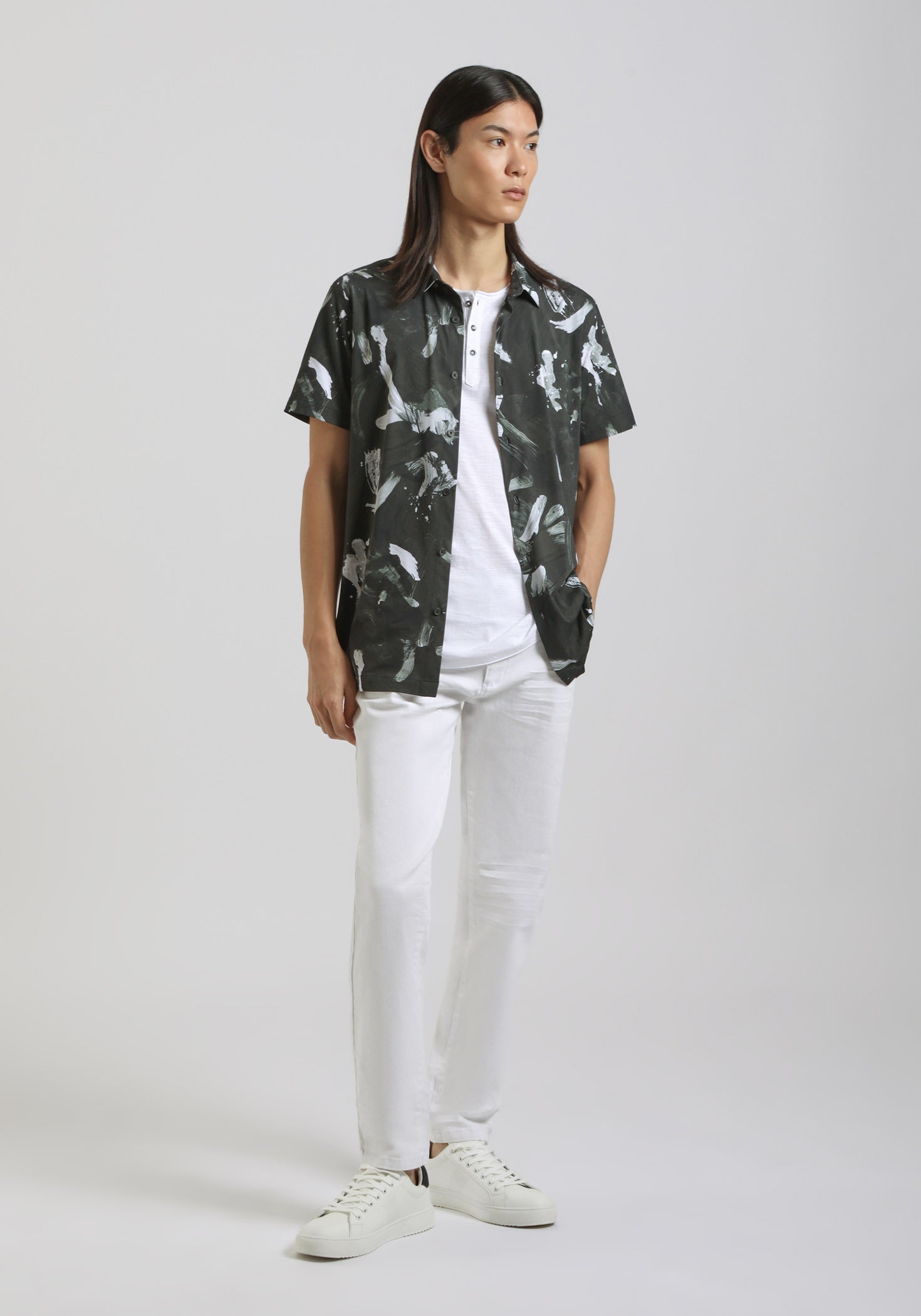 Camicia mezza manica in tessuto elastico con fantasia|Colore:Nero