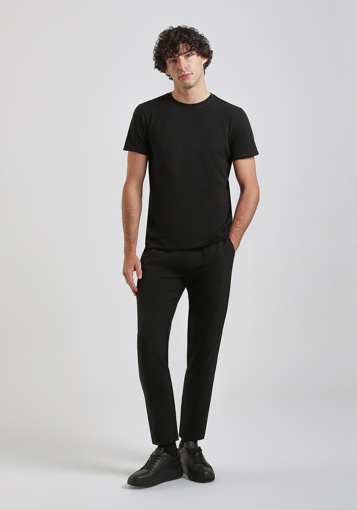 T-shirt basic 100% cotone|Colore:Nero