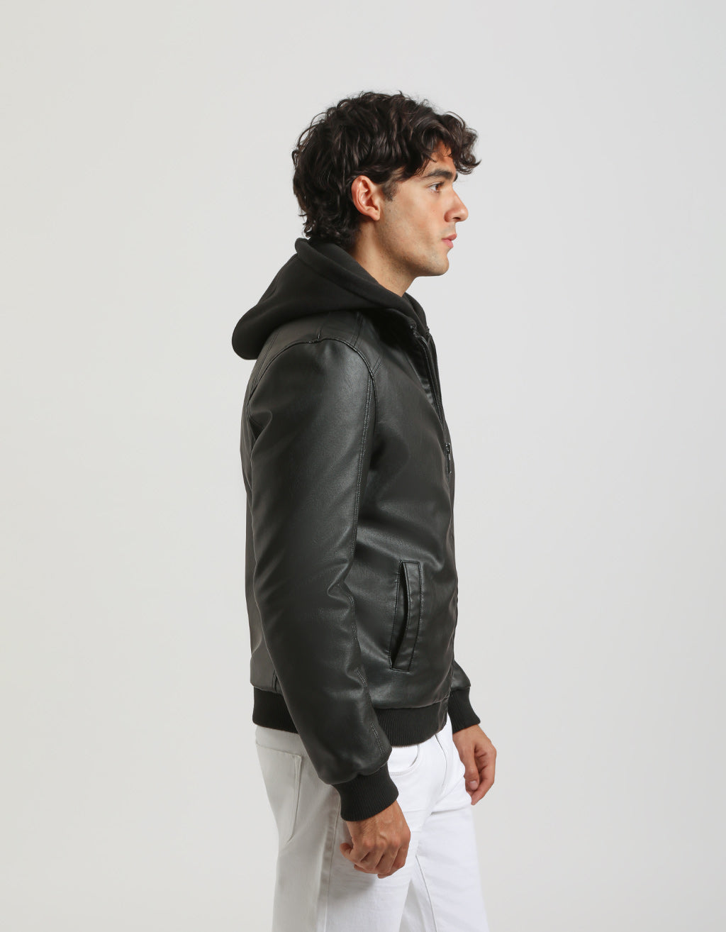 Bomber effetto pelle con cappuccio|Colore:Nero