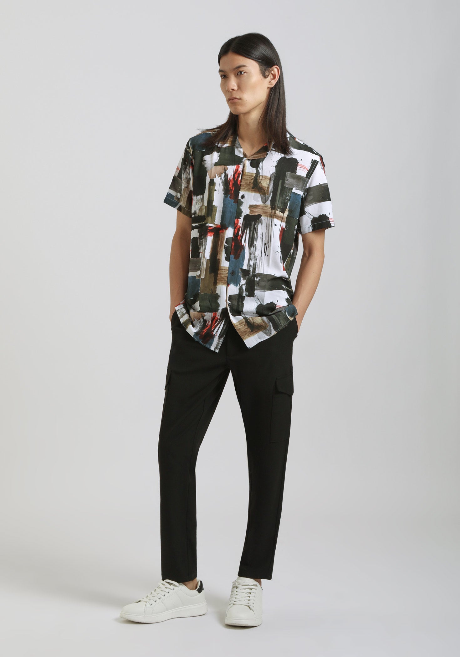 Camicia mezza manica fantasia 100% viscosa|Colore:Nero