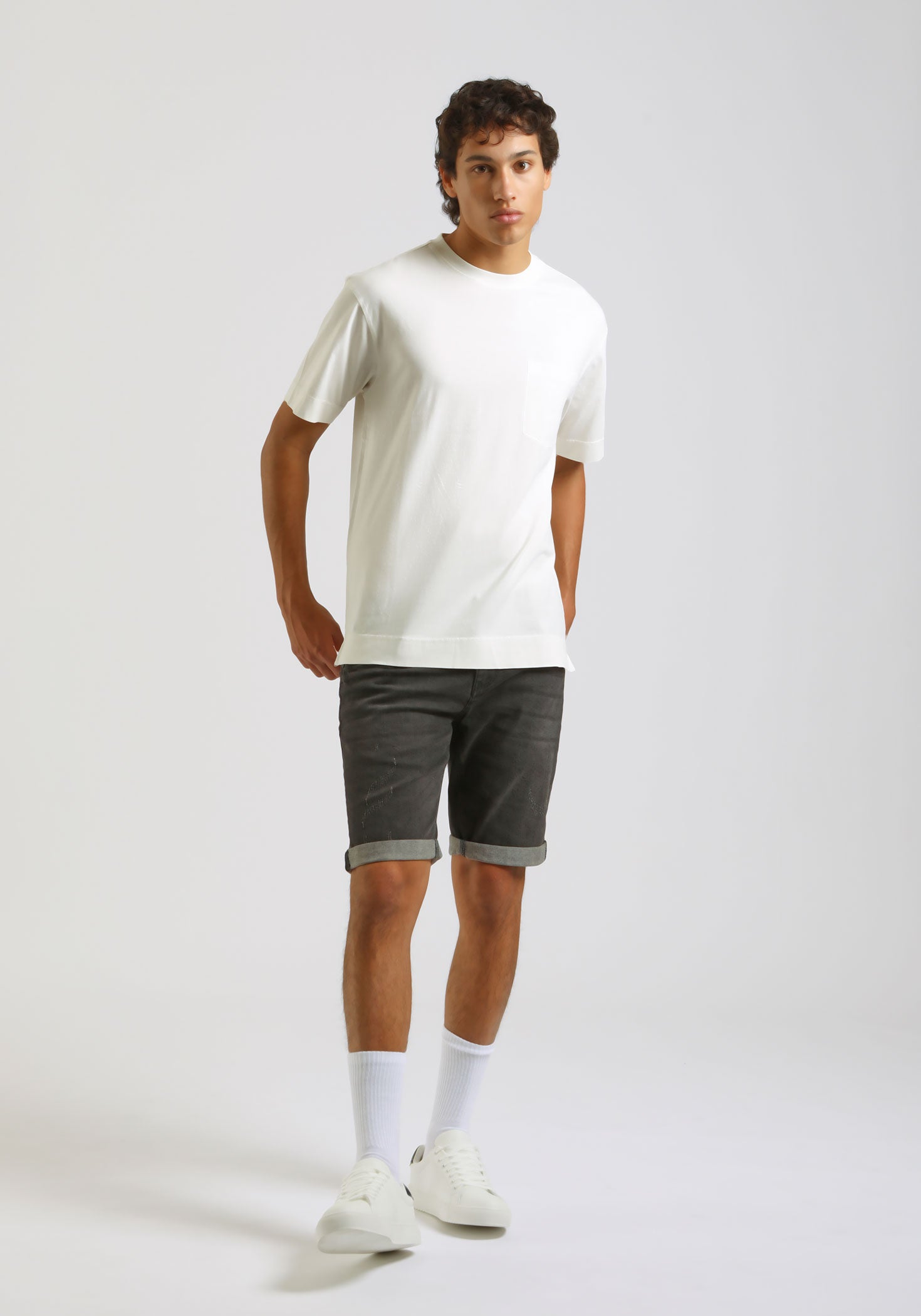 T-shirt effetto lavato con taschino|Colore:Off white