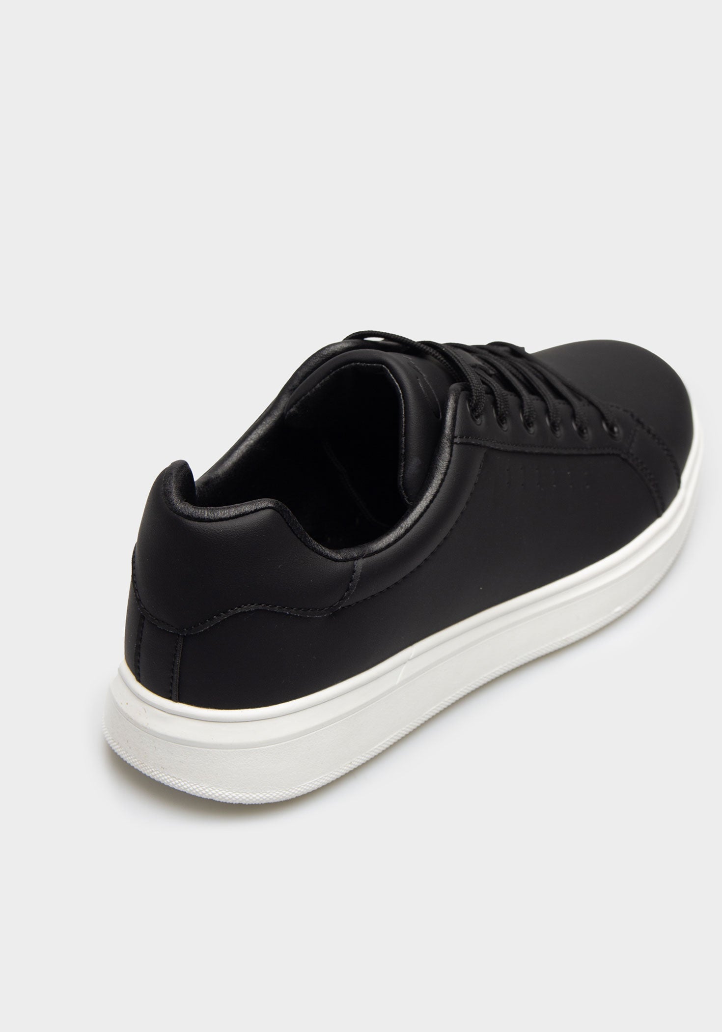 Sneakers effetto pelle|Colore:Nero