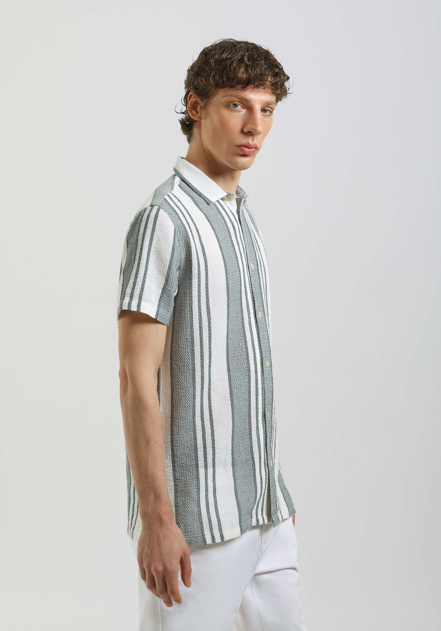 Camicia mezza manica a righe|Colore:Grigio