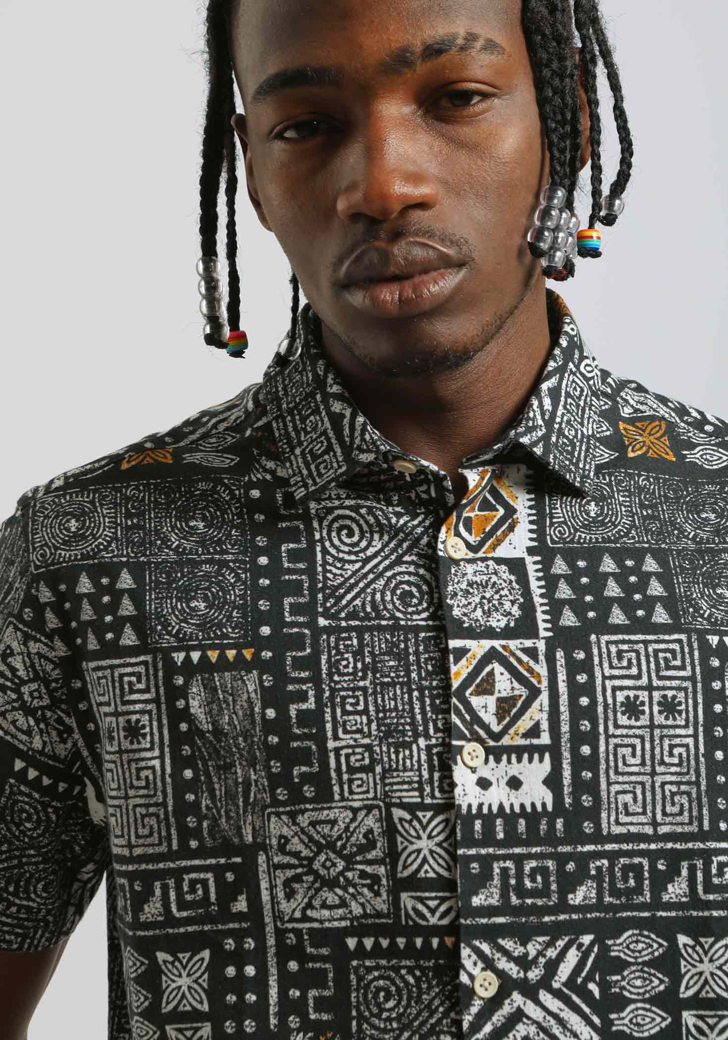 Camicia mezza manica 100% cotone con fantasia|Colore:Nero