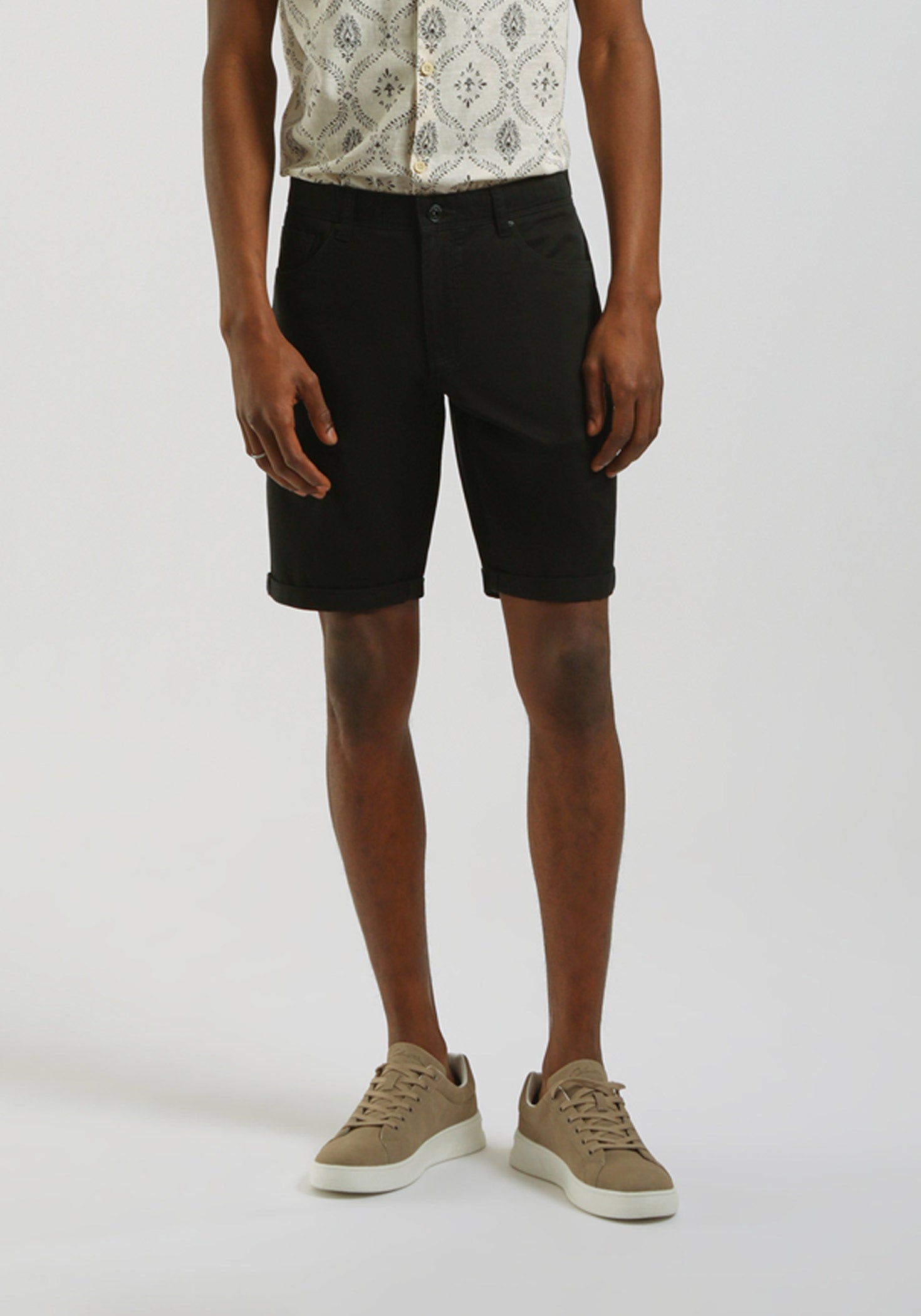 Bermuda cinque tasche in cotone|Colore:Nero