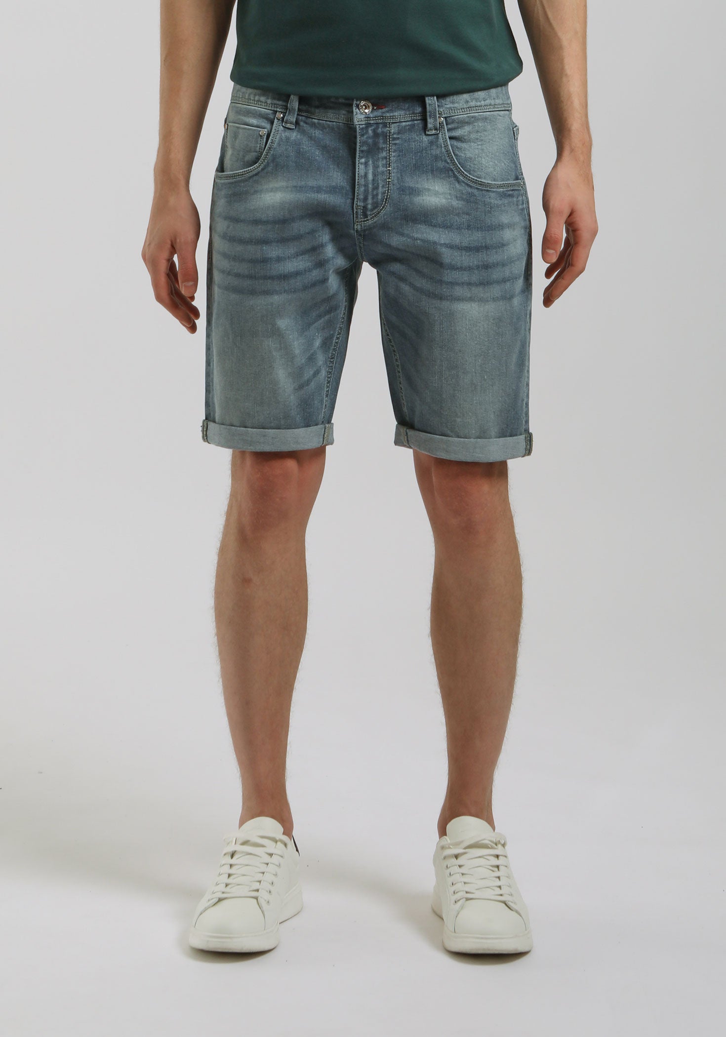 Bermuda di jeans slim fit|Colore:Jeans