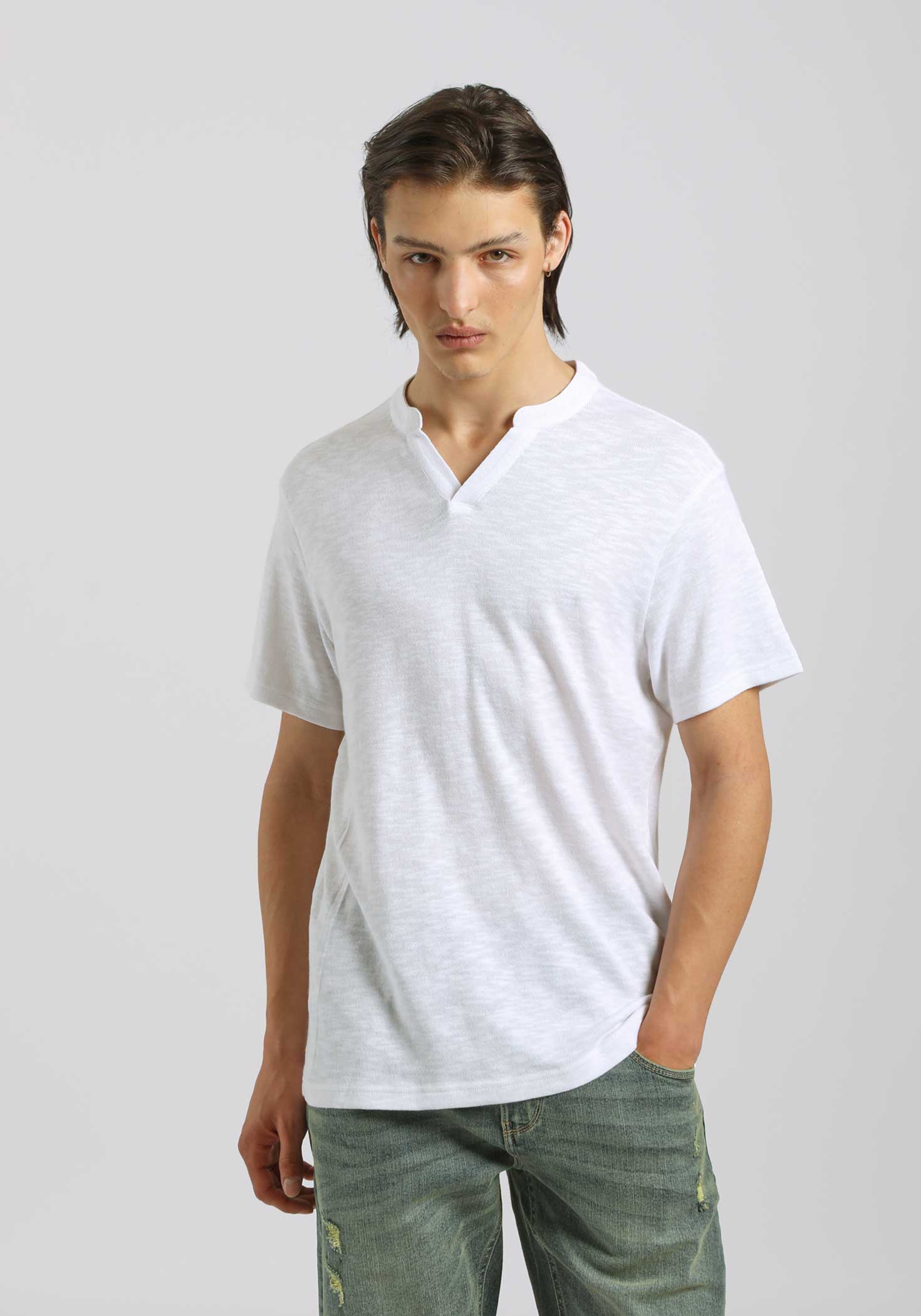 T-shirt con scollo a V|Colore:Bianco