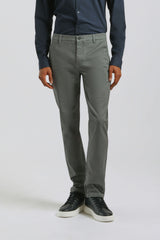 Pantaloni chino microfantasia|Colore:Grigio perla