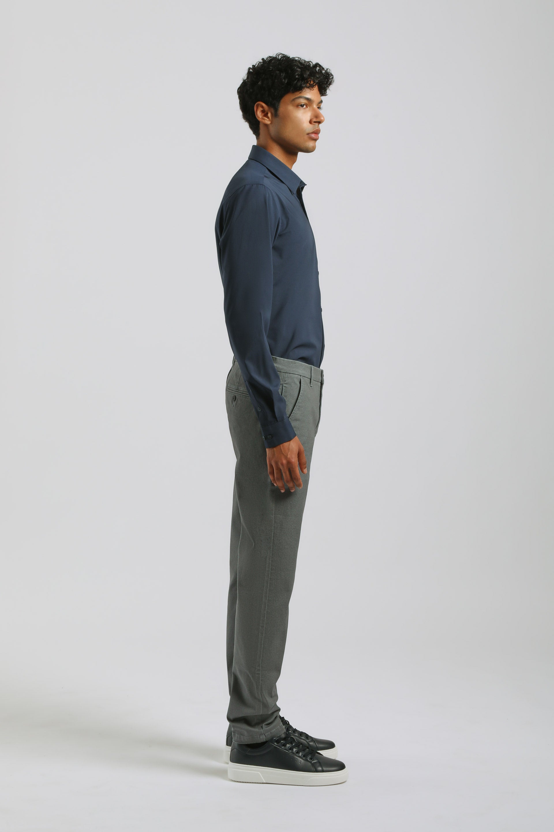 Pantaloni chino microfantasia|Colore:Grigio perla