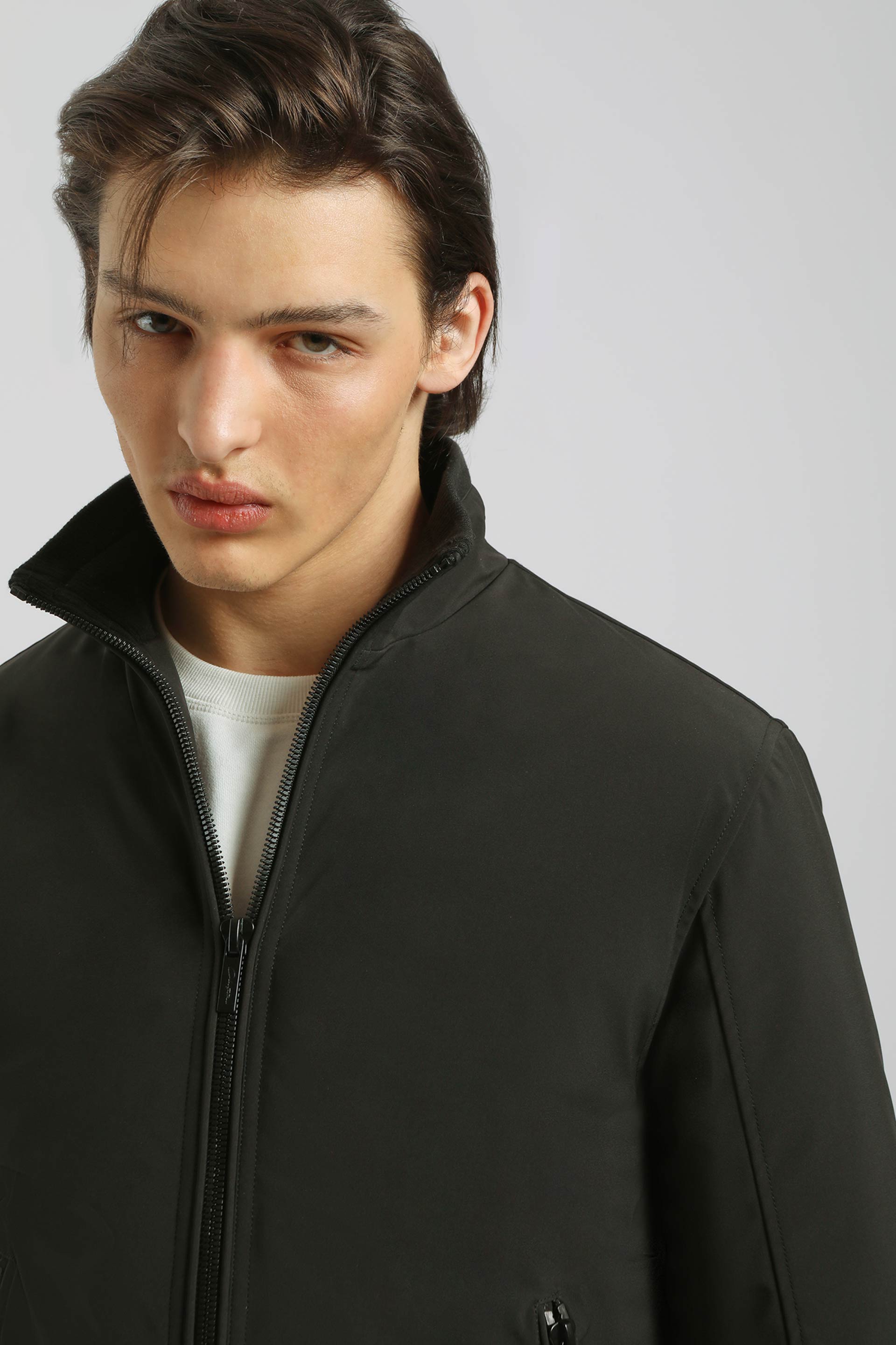 Bomber imbottito con collo lupetto|Colore:Nero