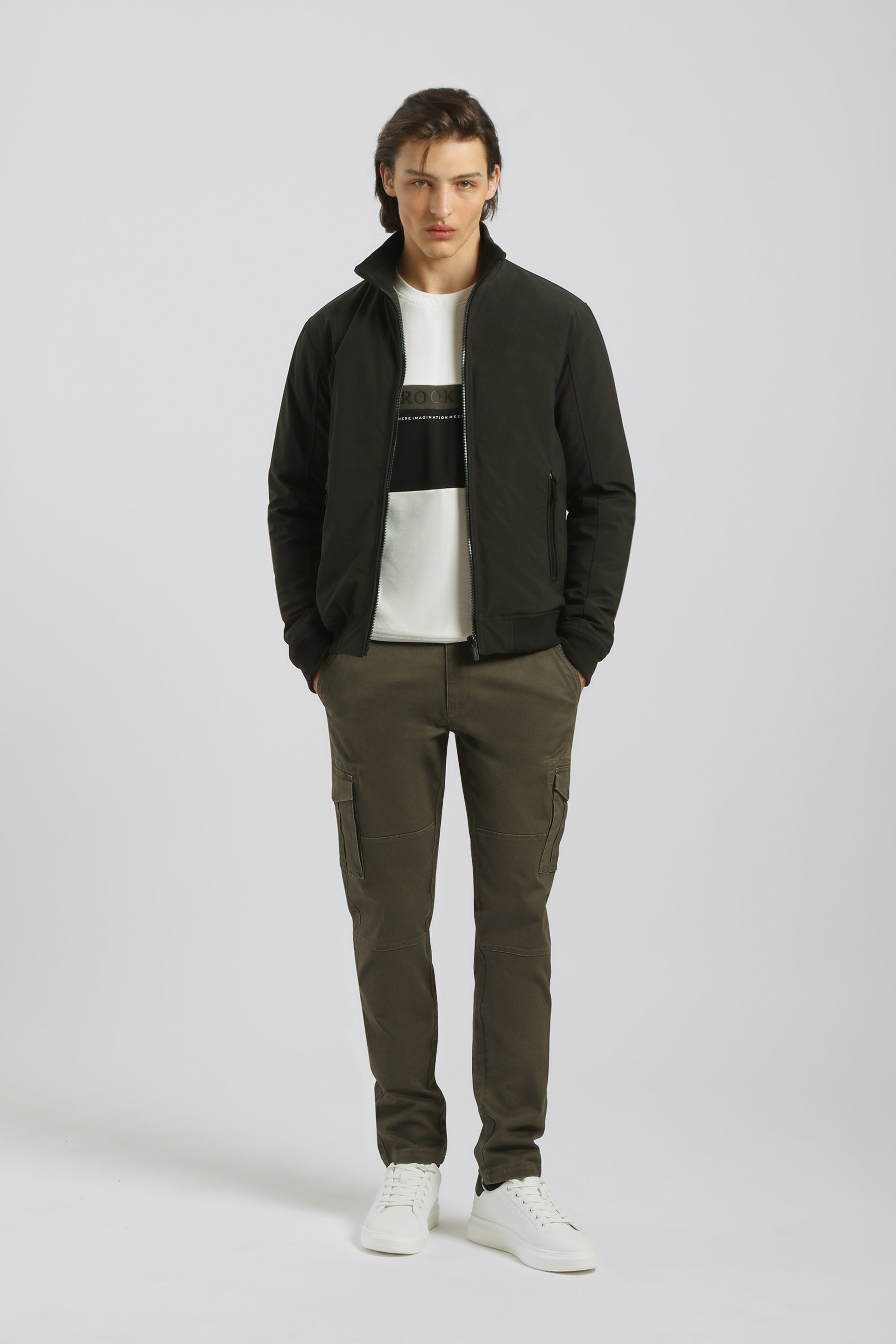 Bomber imbottito con collo lupetto|Colore:Nero