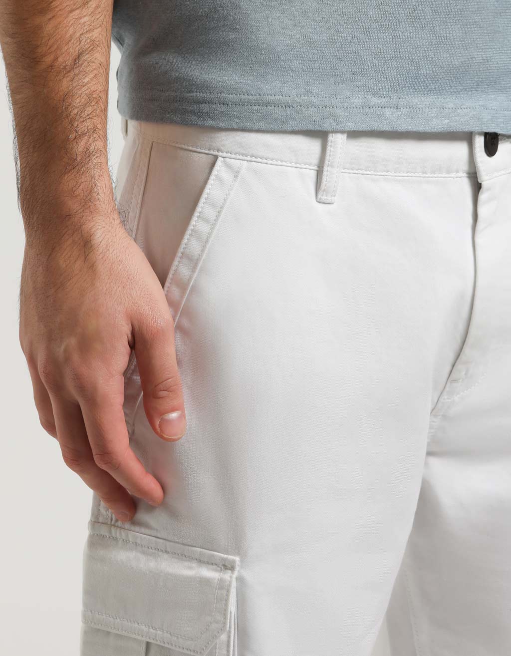 Bermuda cargo 100% cotone|Colore:Bianco