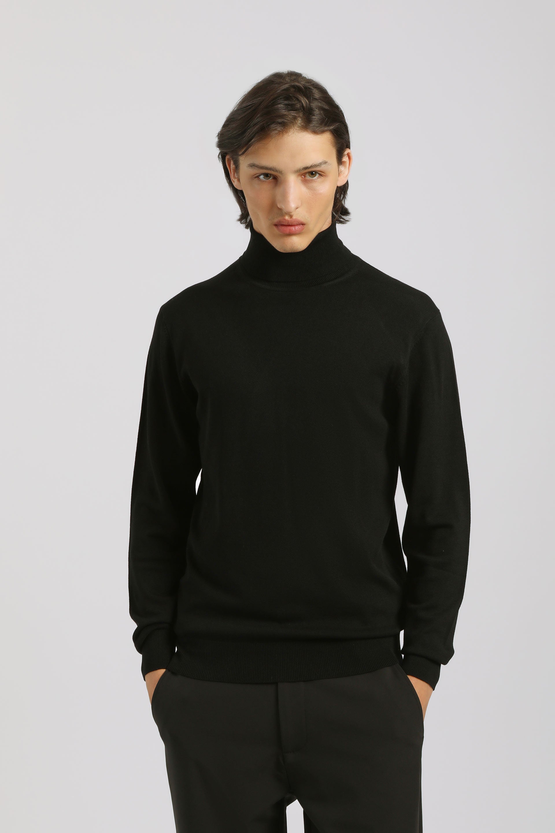 Maglia collo alto in misto viscosa|Colore:Nero