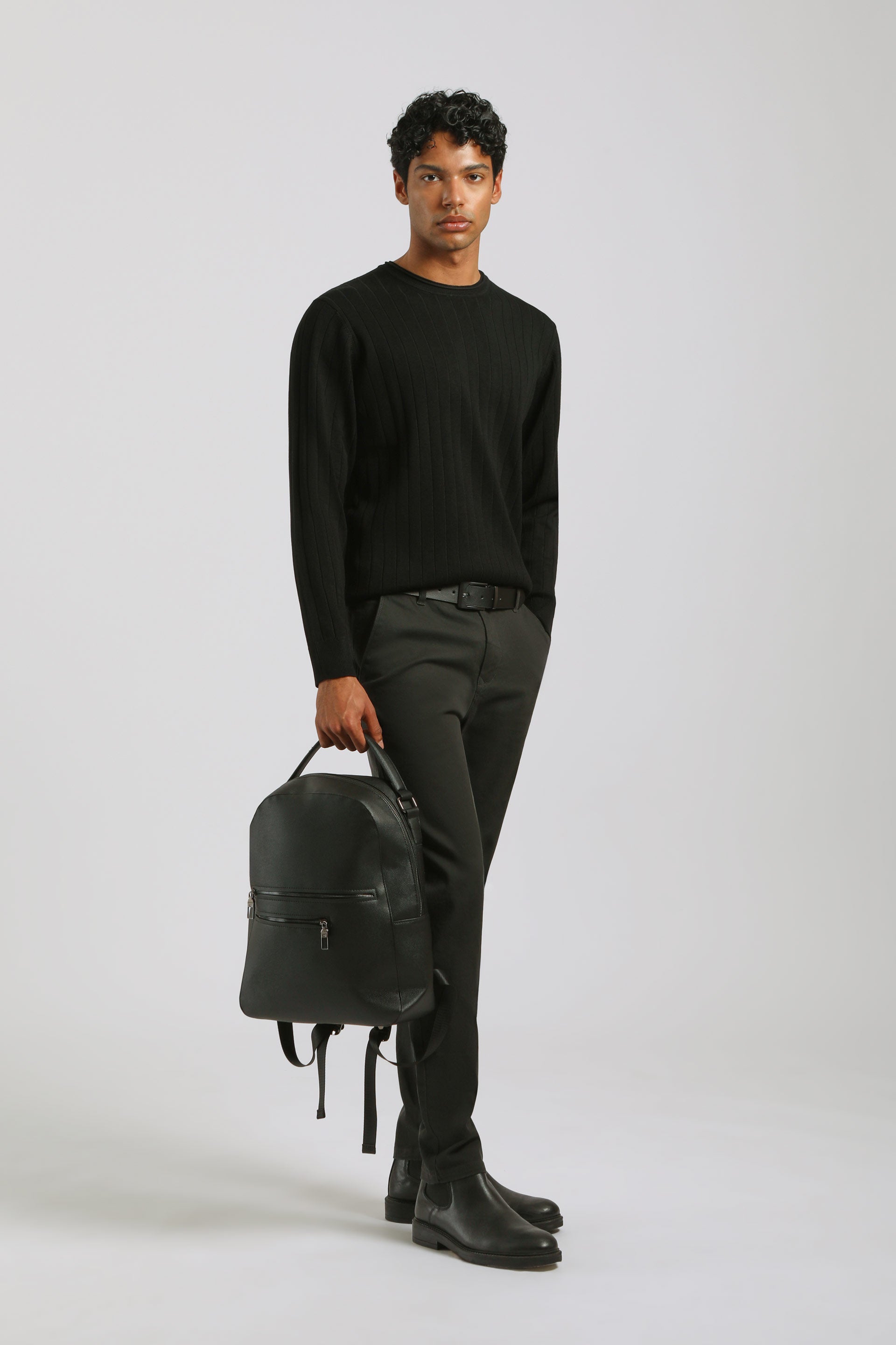 Maglia girocollo a coste|Colore:Nero