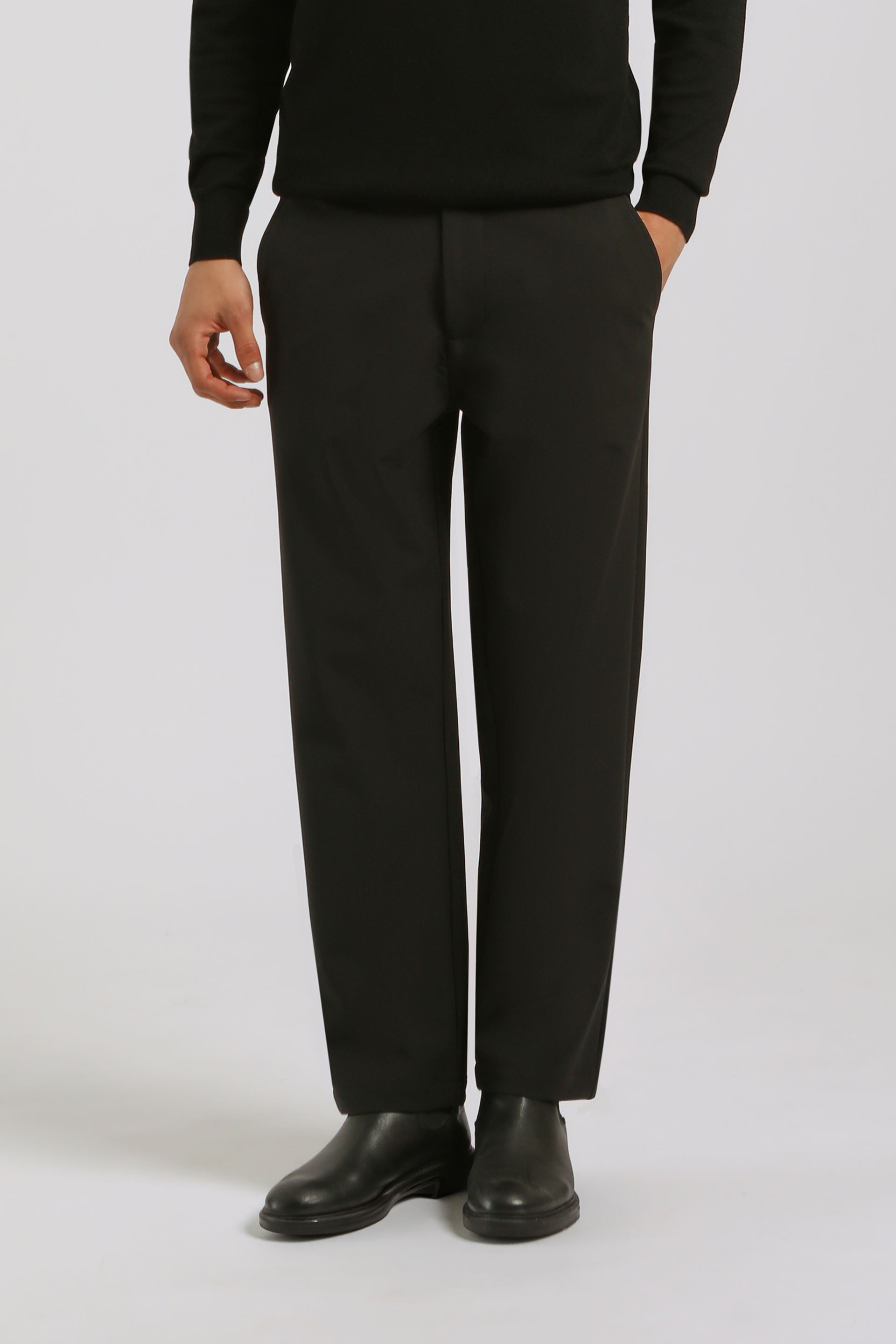 Pantaloni chino in tessuto tecnico|Colore:Nero