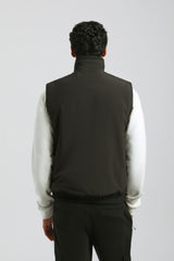 Smanicato con collo lupetto|Colore:Nero