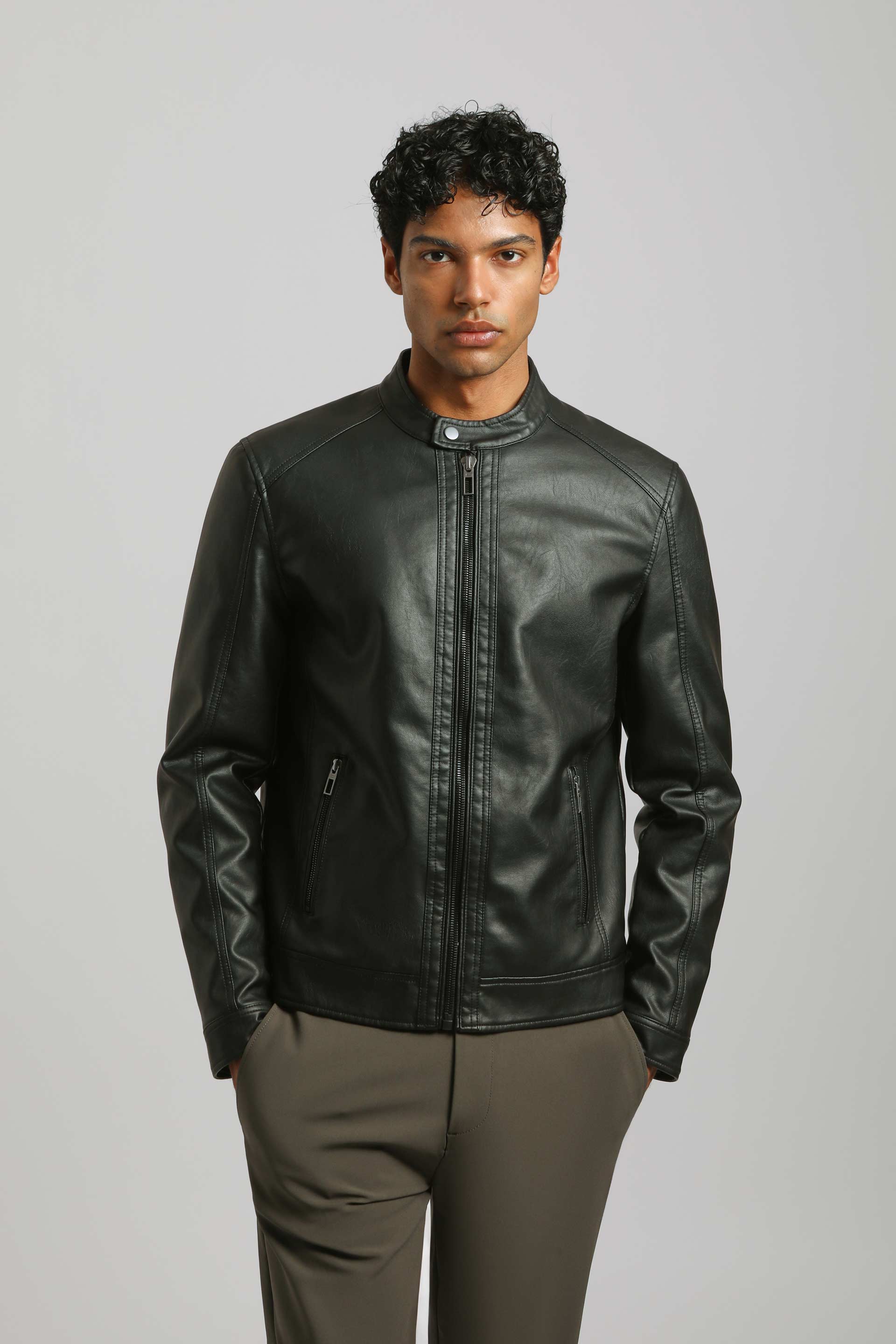 Giubbotto biker effetto pelle|Colore:Nero