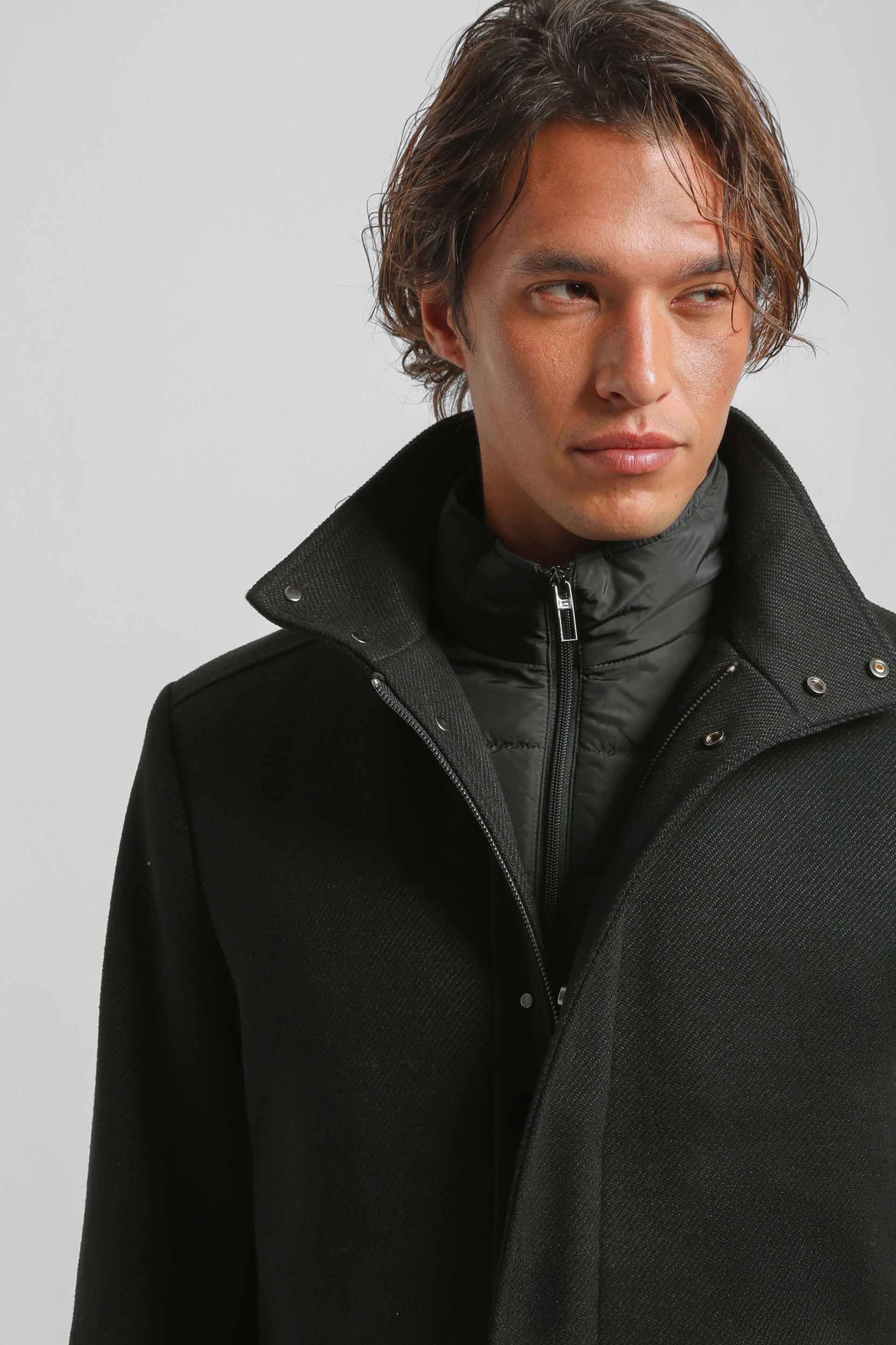 Cappotto collo lupetto|Colore:Nero