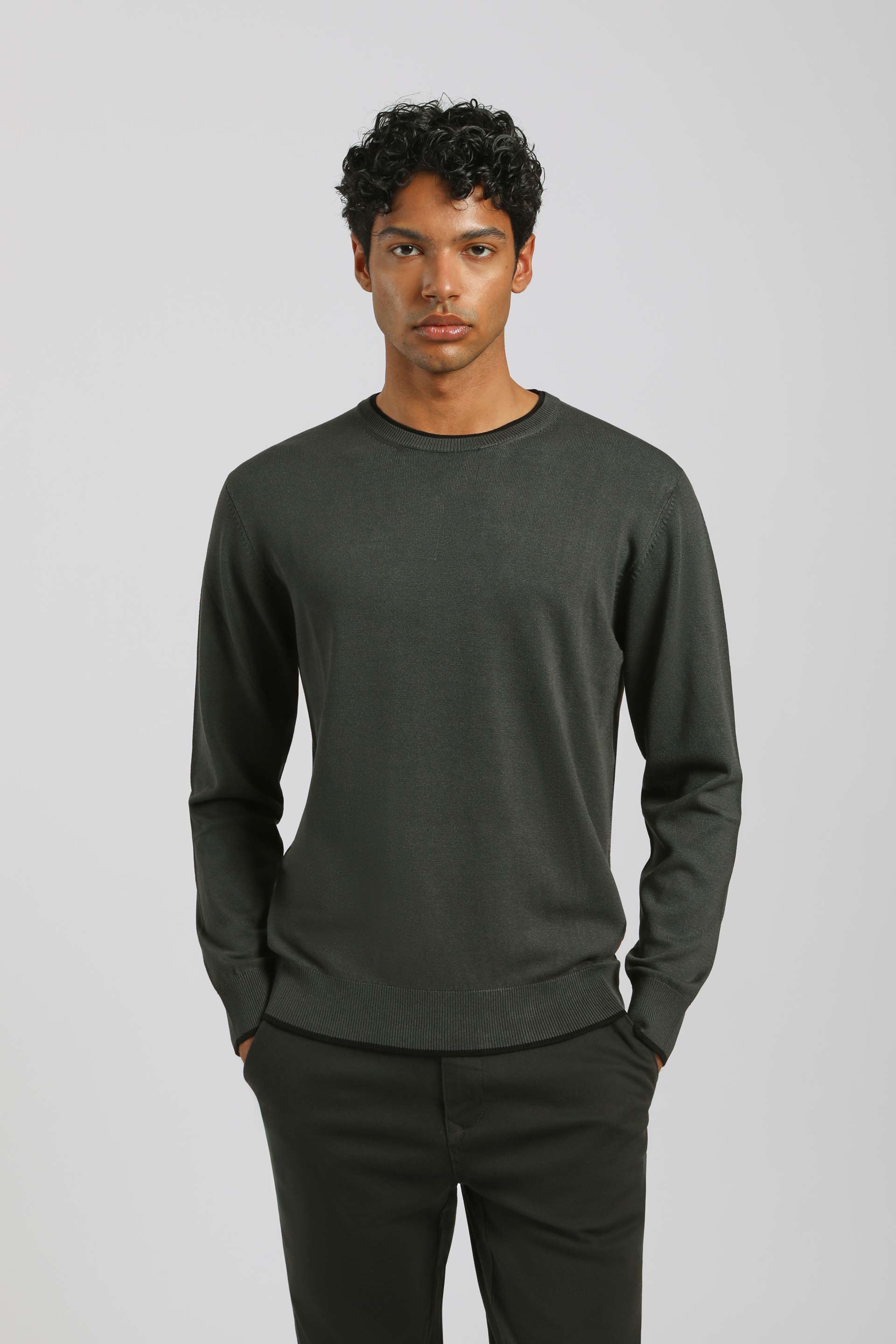 Maglia doppio collo basic|Colore:Grigio scuro
