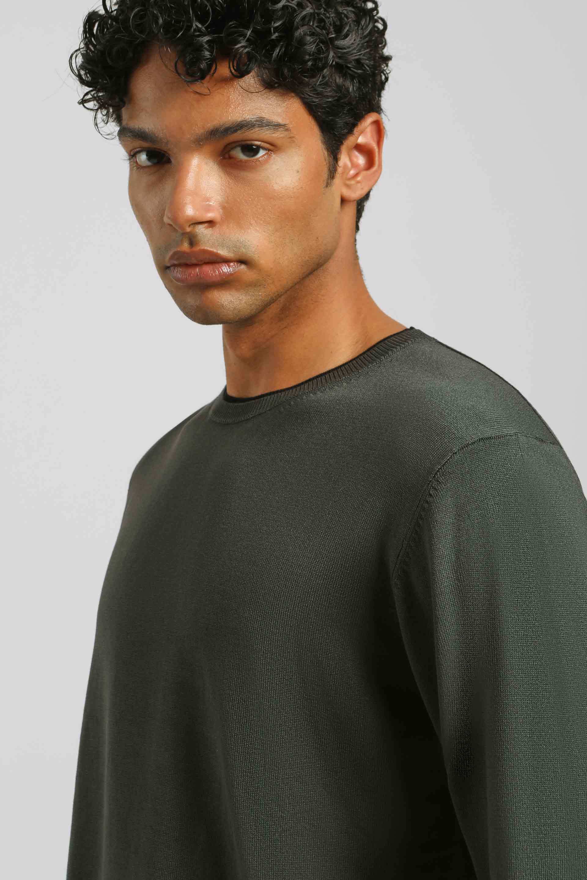 Maglia doppio collo basic|Colore:Grigio scuro