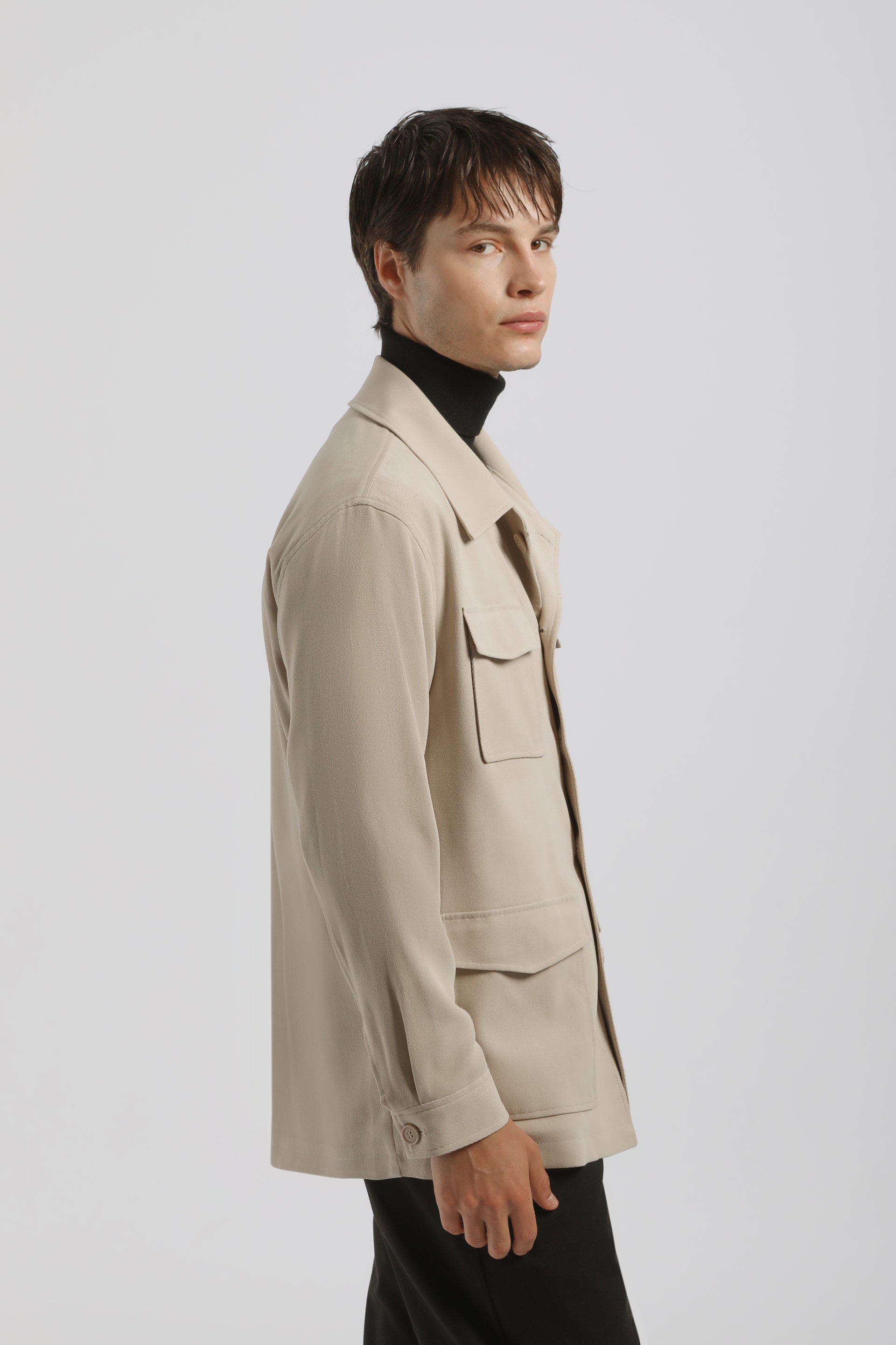Giacca camicia con tasconi|Colore:Beige