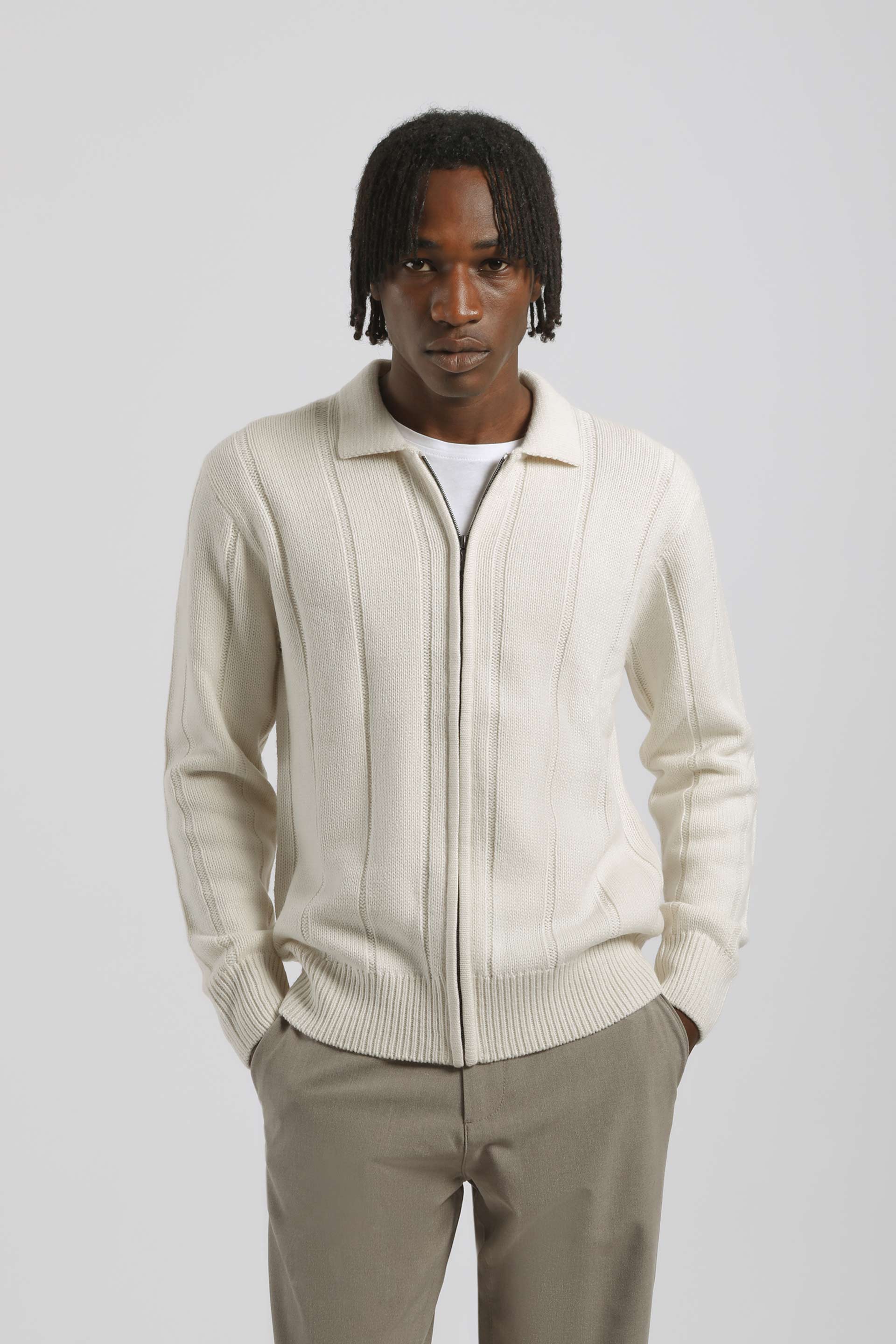 Cardigan a coste con zip|Colore:Off white