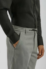 Pantaloni chino con laccetto|Colore:Grigio chiaro melange