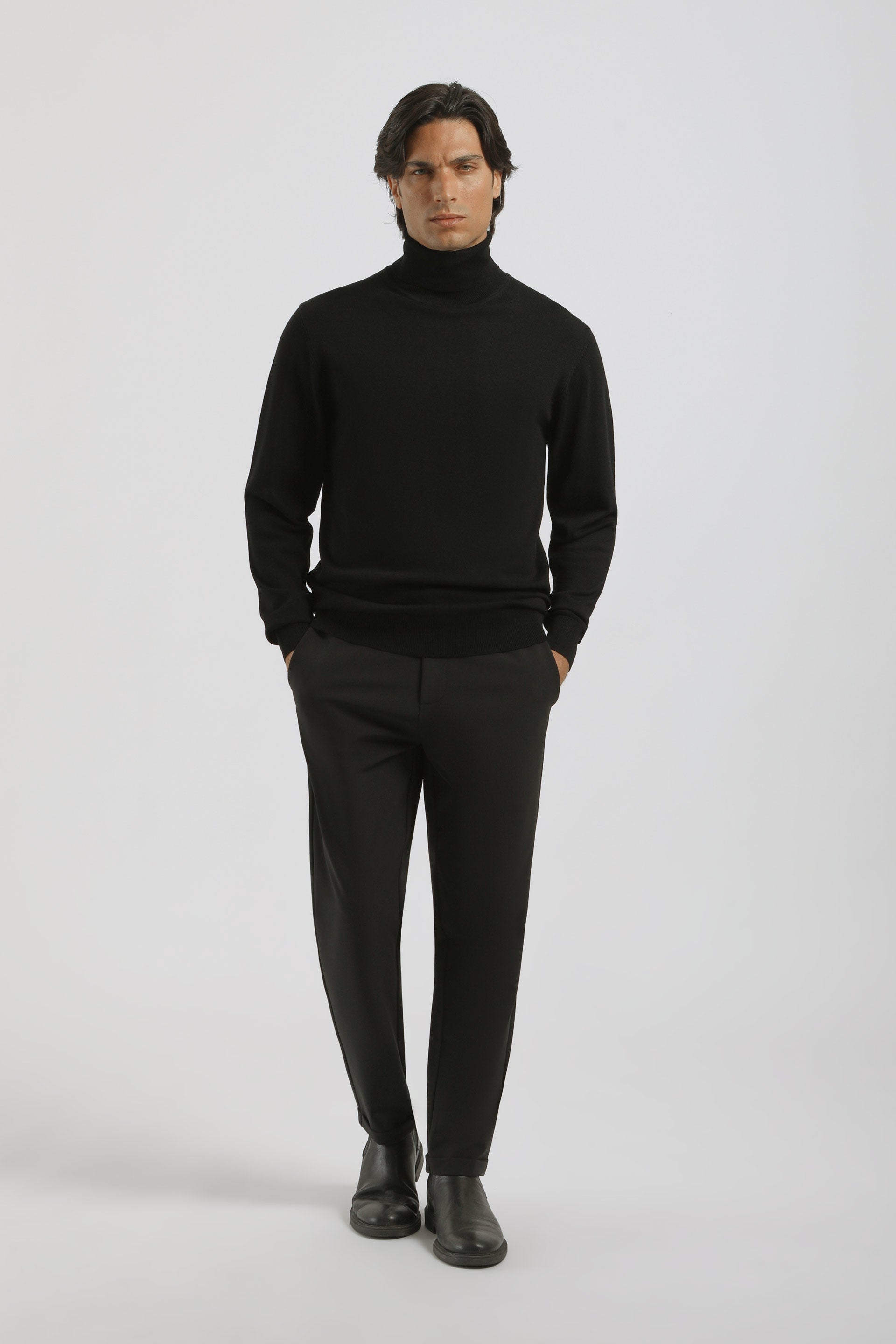 Pantaloni chino in tessuto tecnico|Colore:Nero