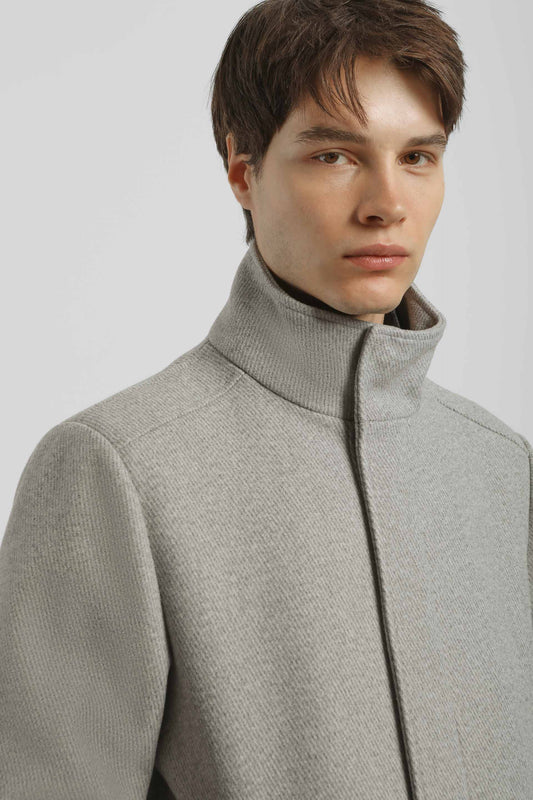 Cappotto corto con collo lupetto|Colore:Grigio chiaro