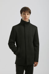 Cappotto corto con collo lupetto|Colore:Nero