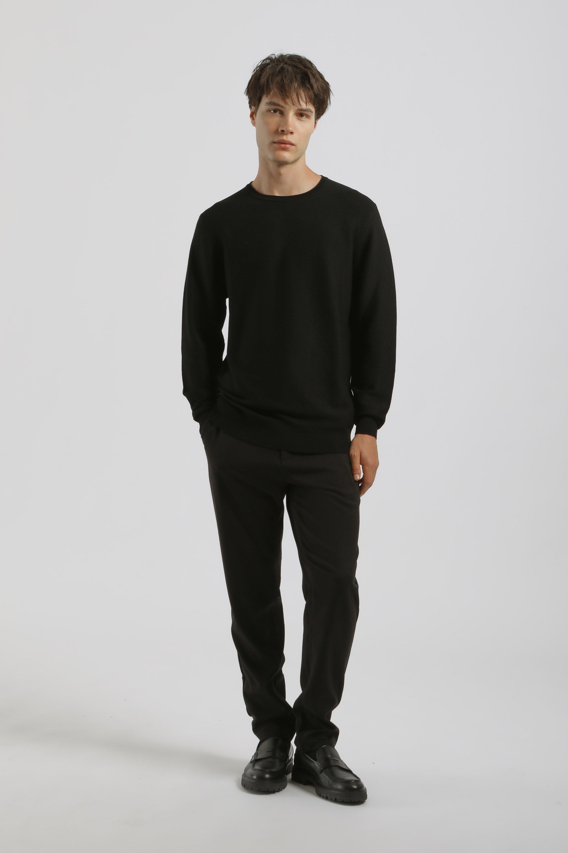 Maglia girocollo in viscosa|Colore:Nero