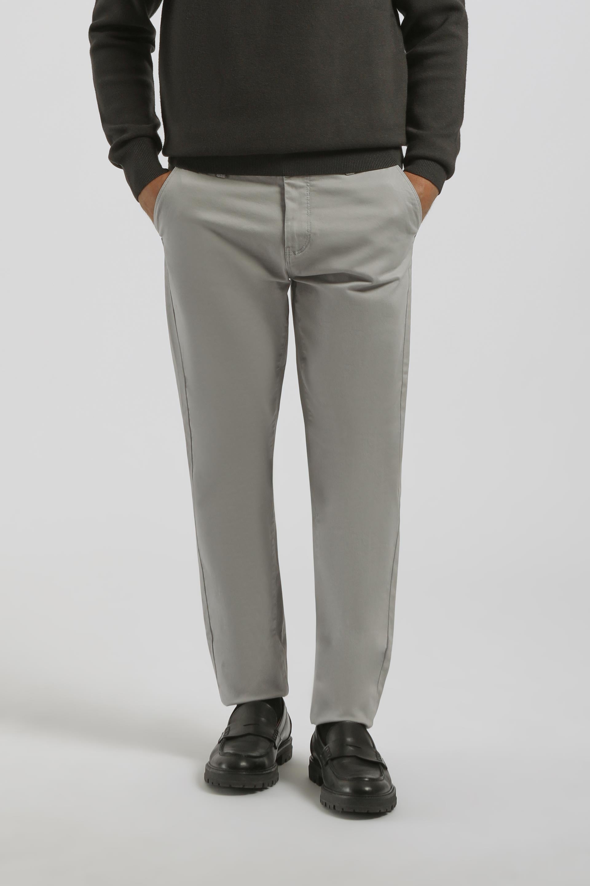 Pantaloni chino in cotone|Colore:Grigio perla