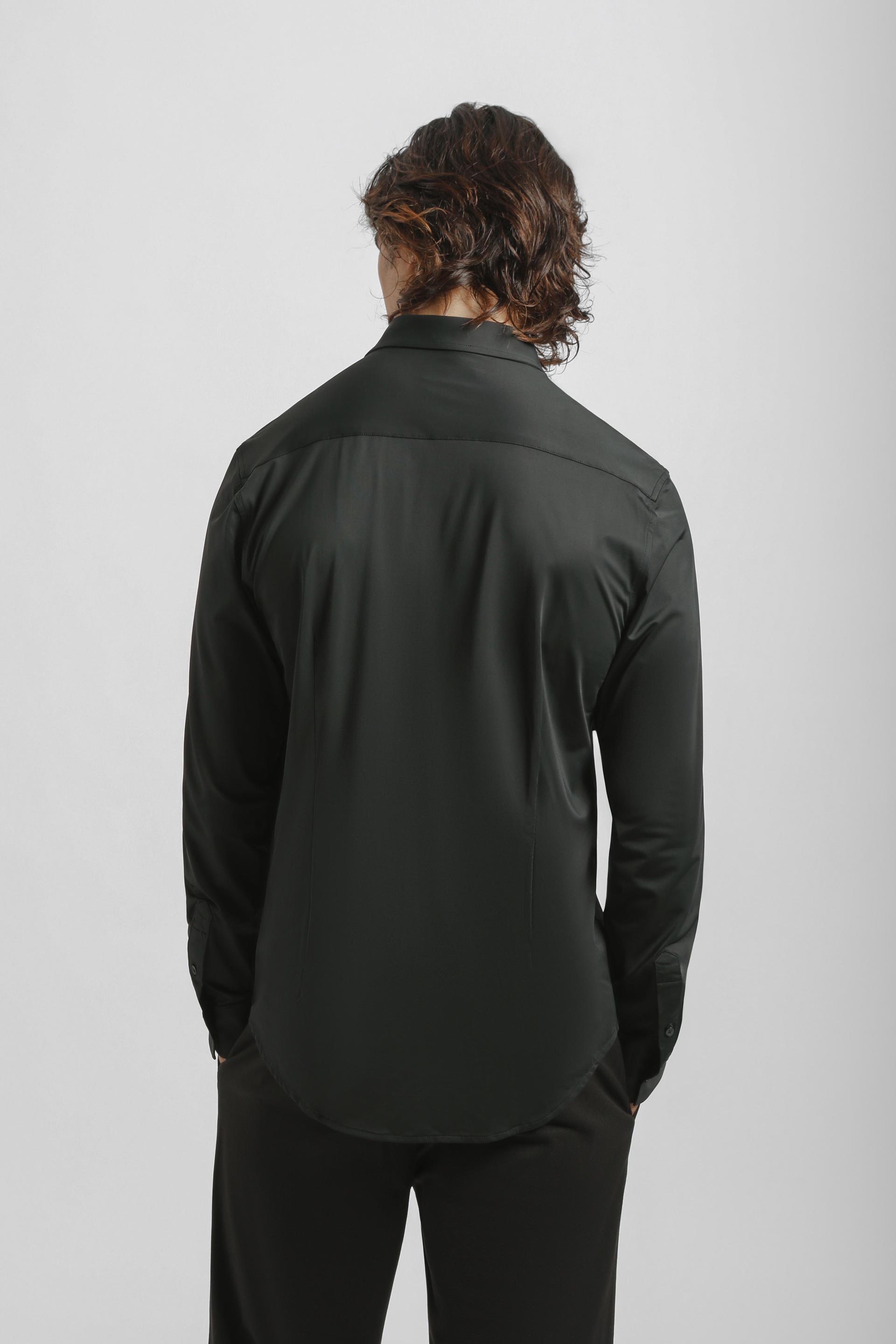 Camicia tinta unita in tessuto elastico|Colore:Nero