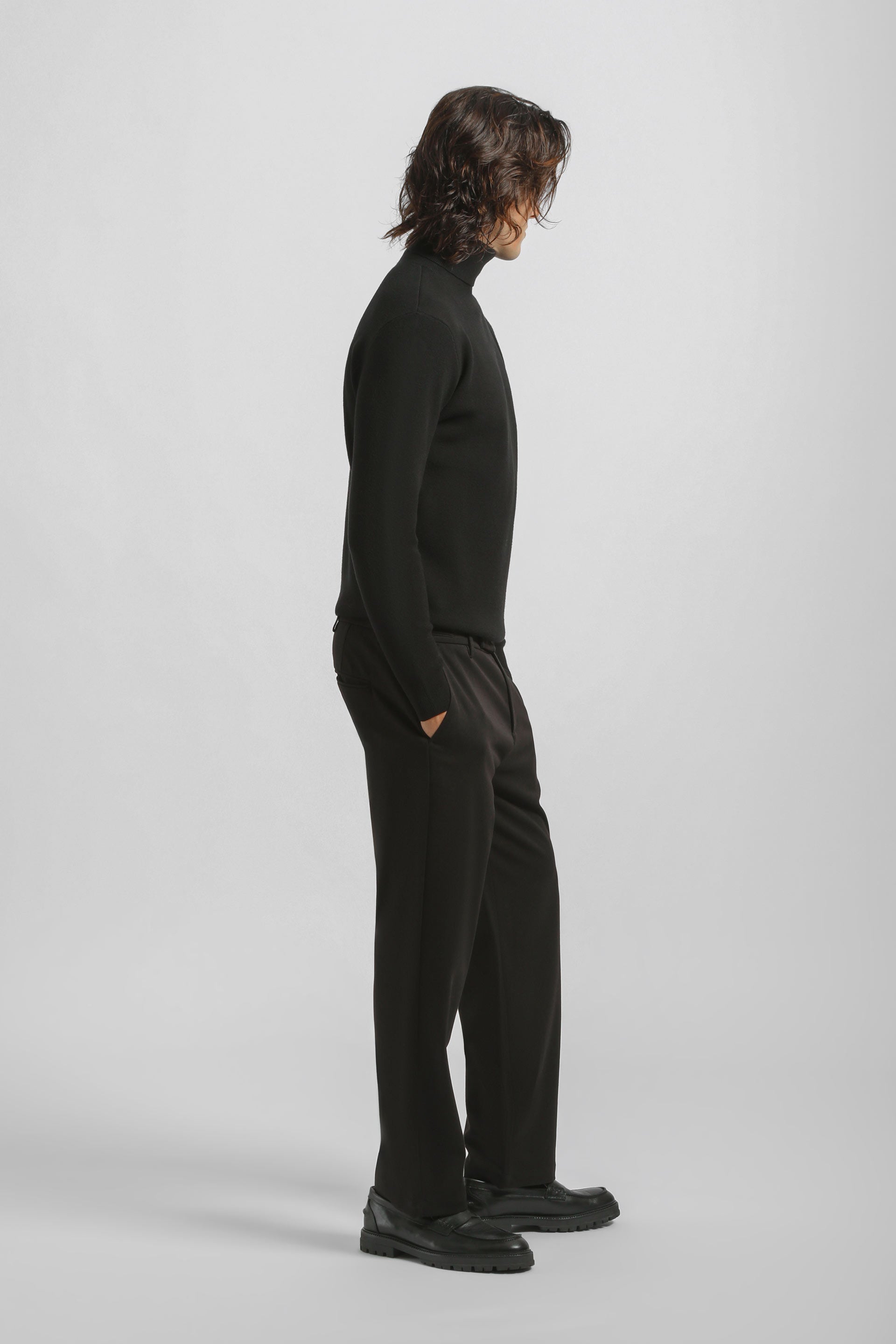 Pantaloni chino in tessuto tecnico|Colore:Nero