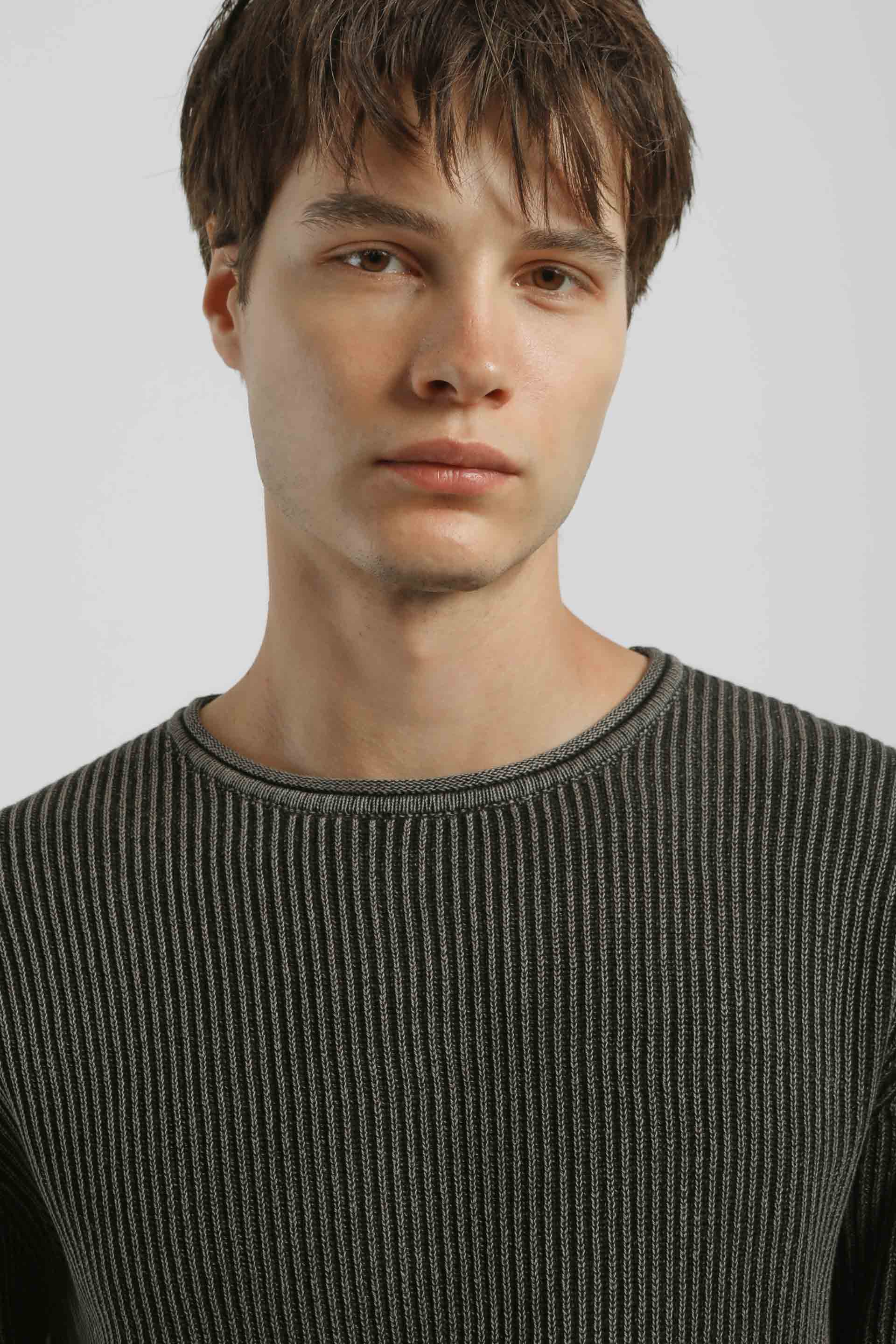 Maglia girocollo a coste 100% cotone|Colore:Nero
