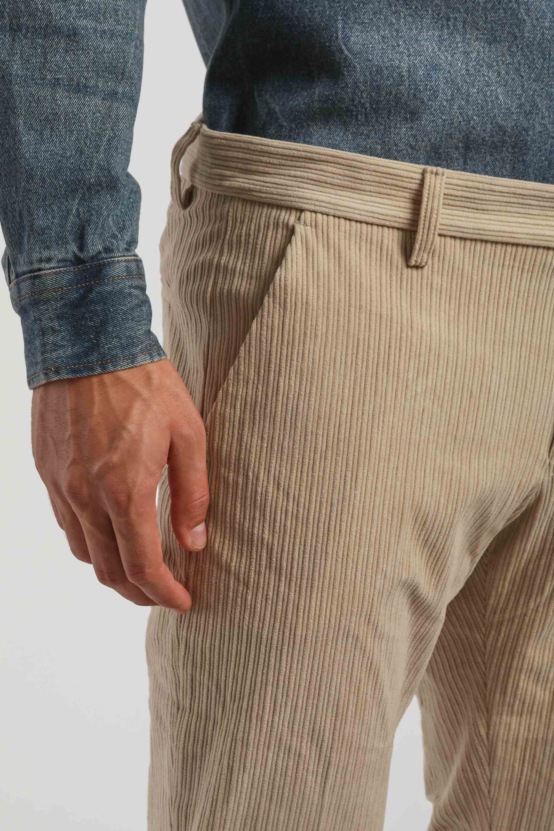 Pantaloni chino effetto velluto   |Colore:Beige