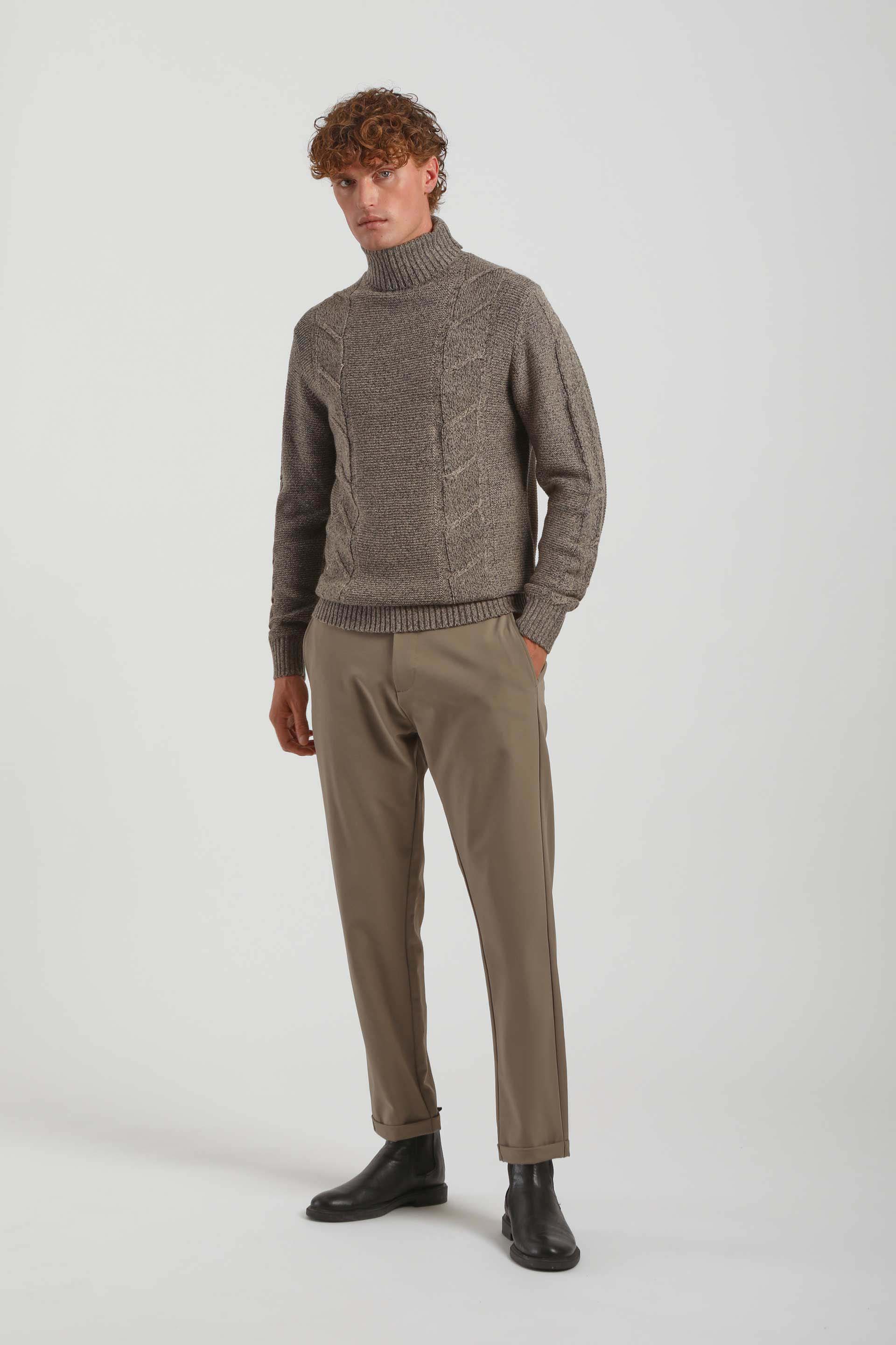 Maglia collo alto|Colore:Nocciola