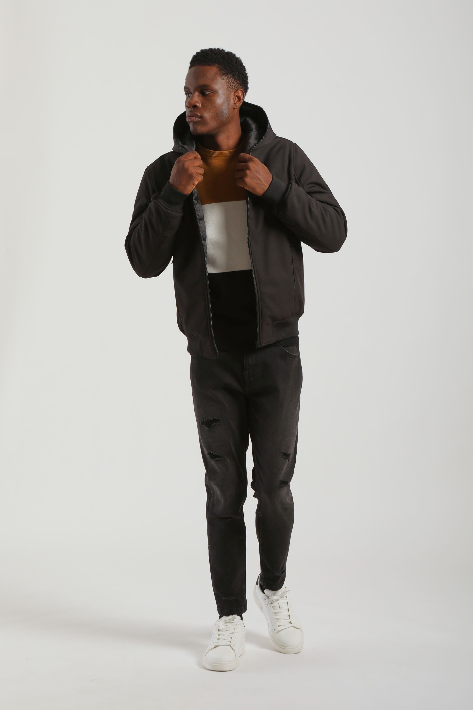 Bomber imbottito con cappuccio|Colore:Nero
